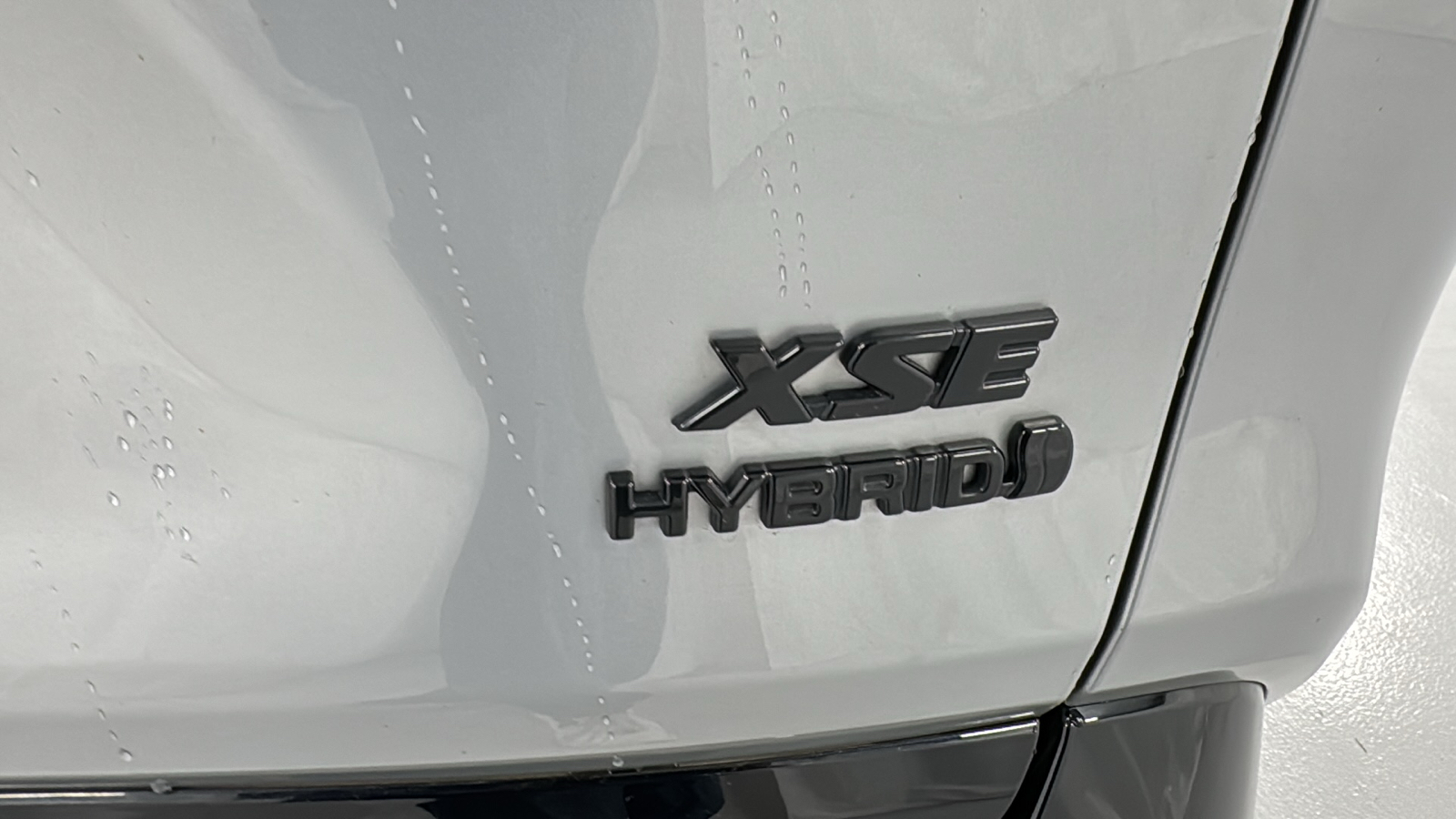 2019 Toyota RAV4 Hybrid XSE 36