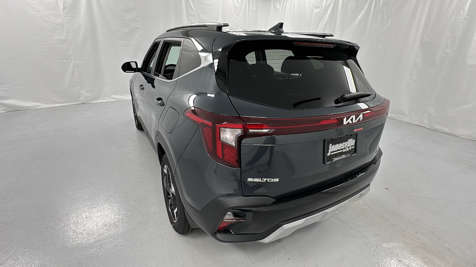 2024 Kia Seltos EX 5