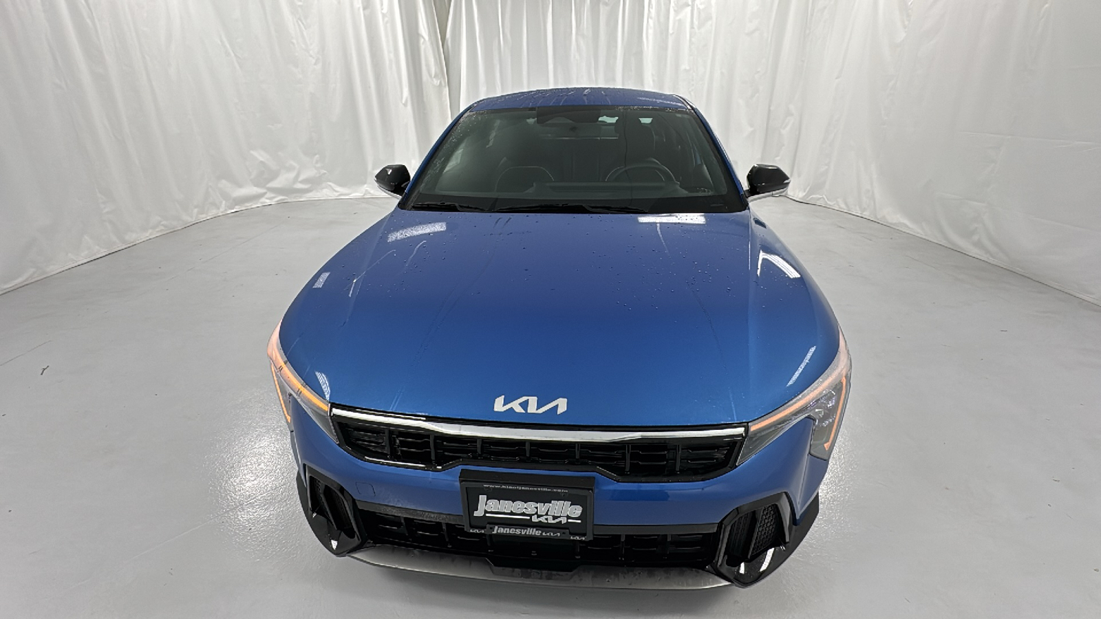 2025 Kia K4  8