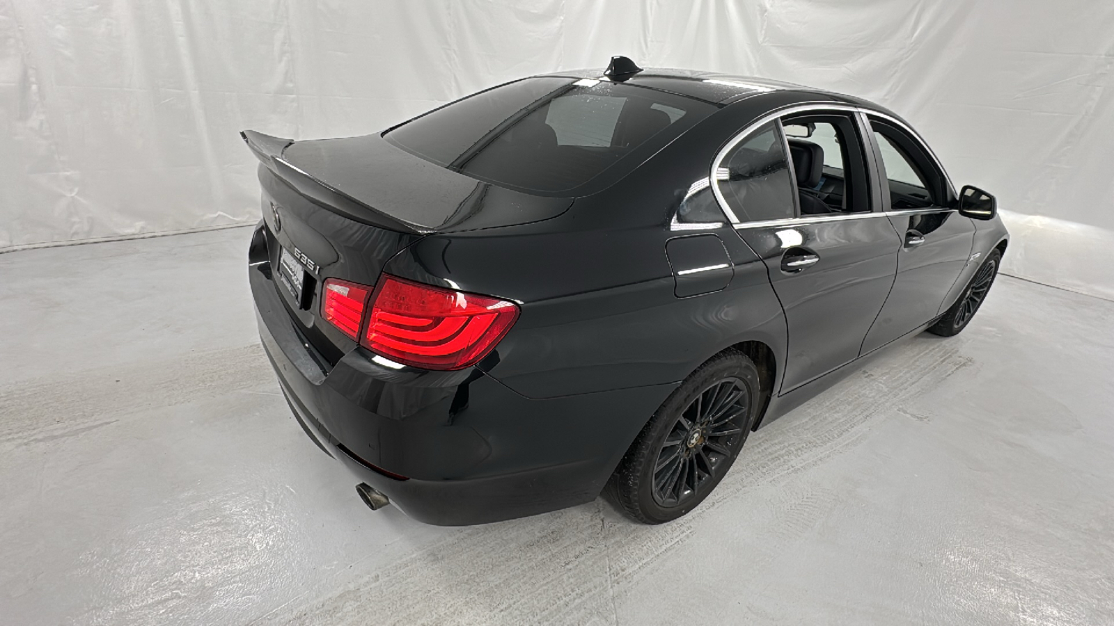 2012 BMW 5 Series 535i xDrive 3