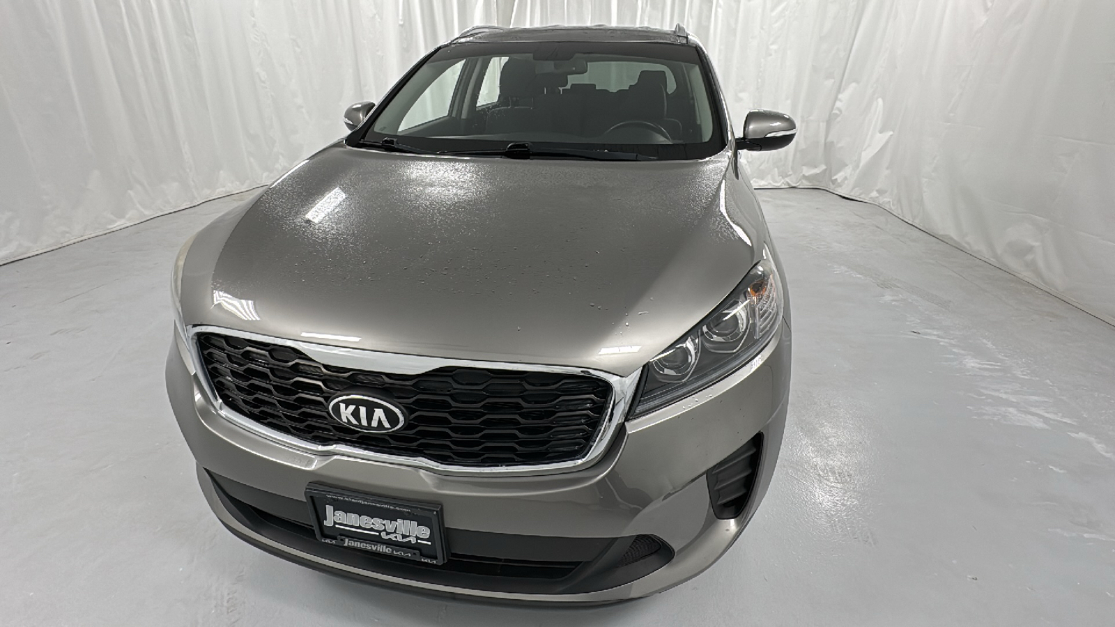 2019 Kia Sorento LX 8