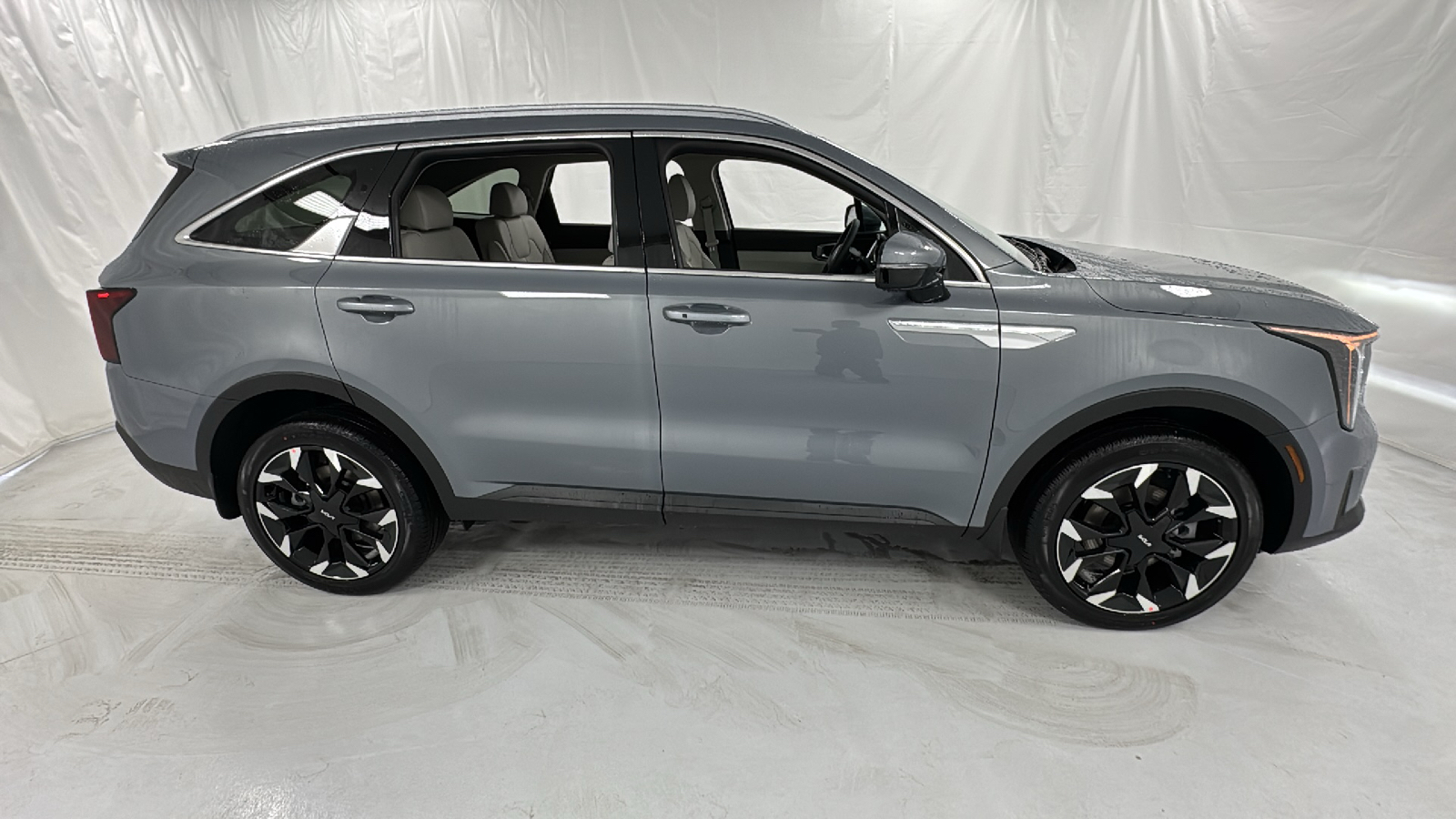 2025 Kia Sorento X-Line EX 2