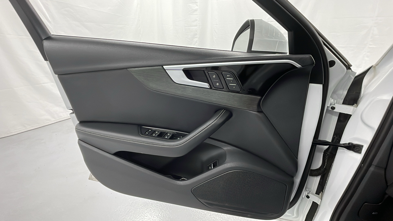 2022 Audi A4 45 S line Premium Plus 16