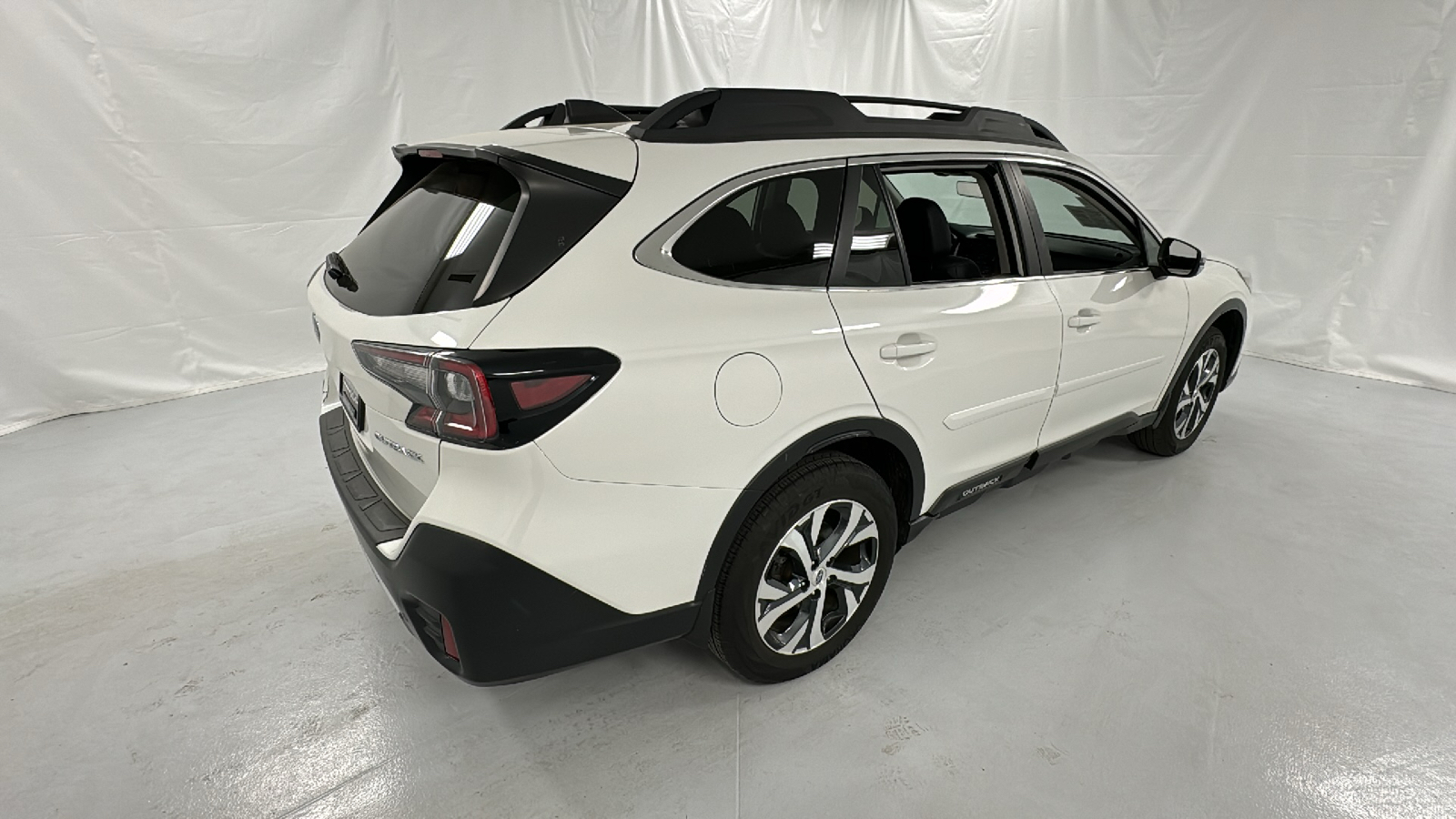 2020 Subaru Outback Limited 3