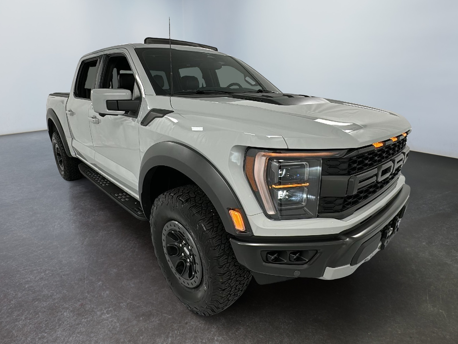 2023 Ford F-150 Raptor 1