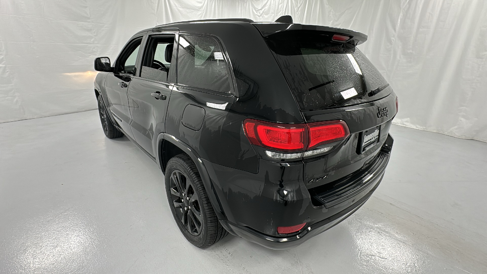 2019 Jeep Grand Cherokee Altitude 5