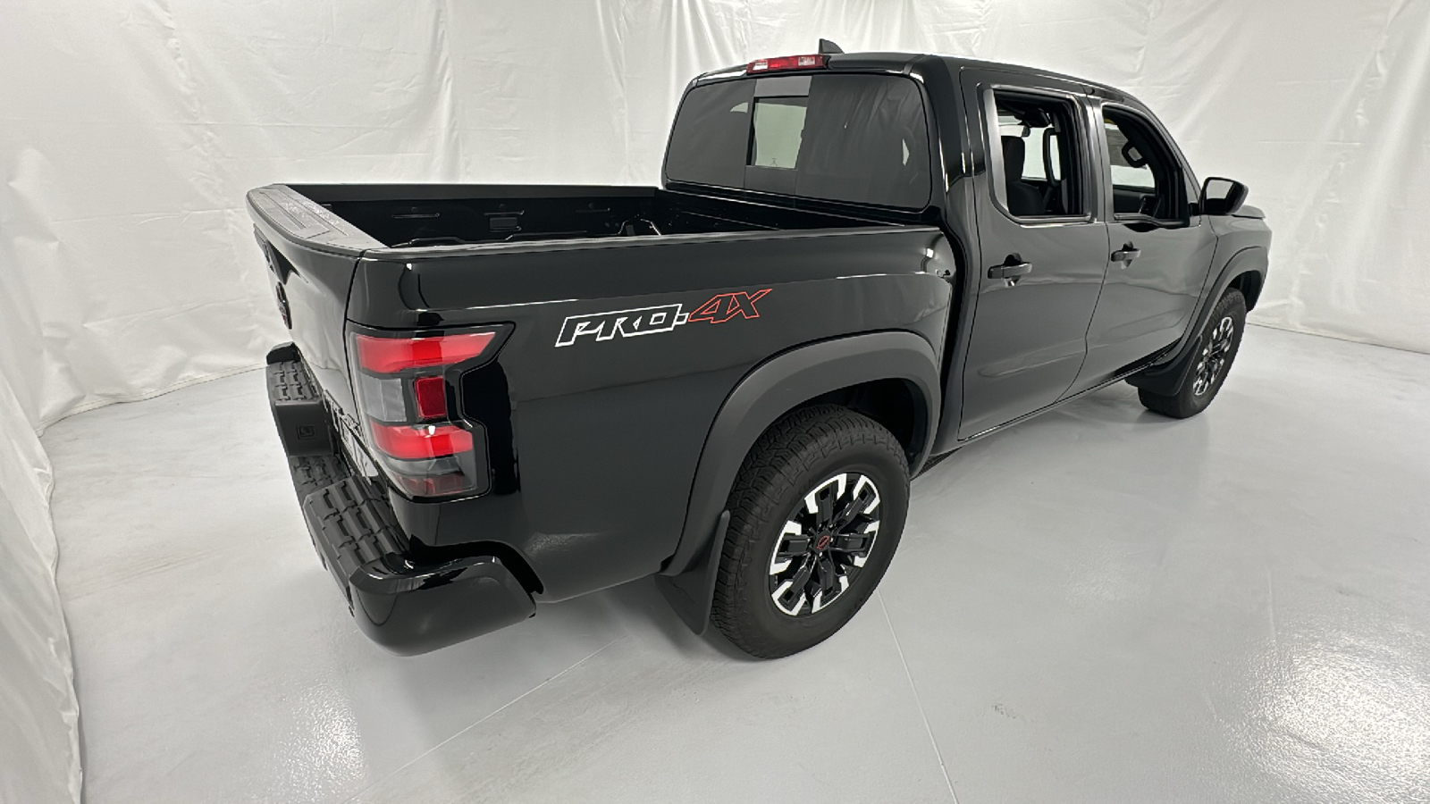 2023 Nissan Frontier PRO-4X 3