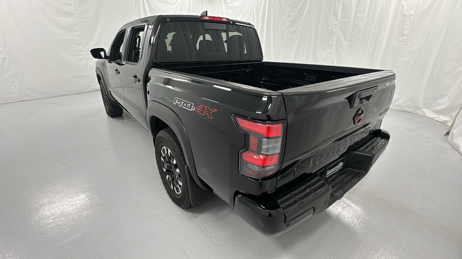 2023 Nissan Frontier PRO-4X 5