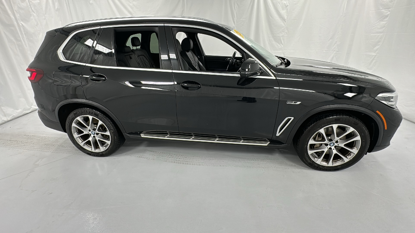 2023 BMW X5 xDrive45e 2