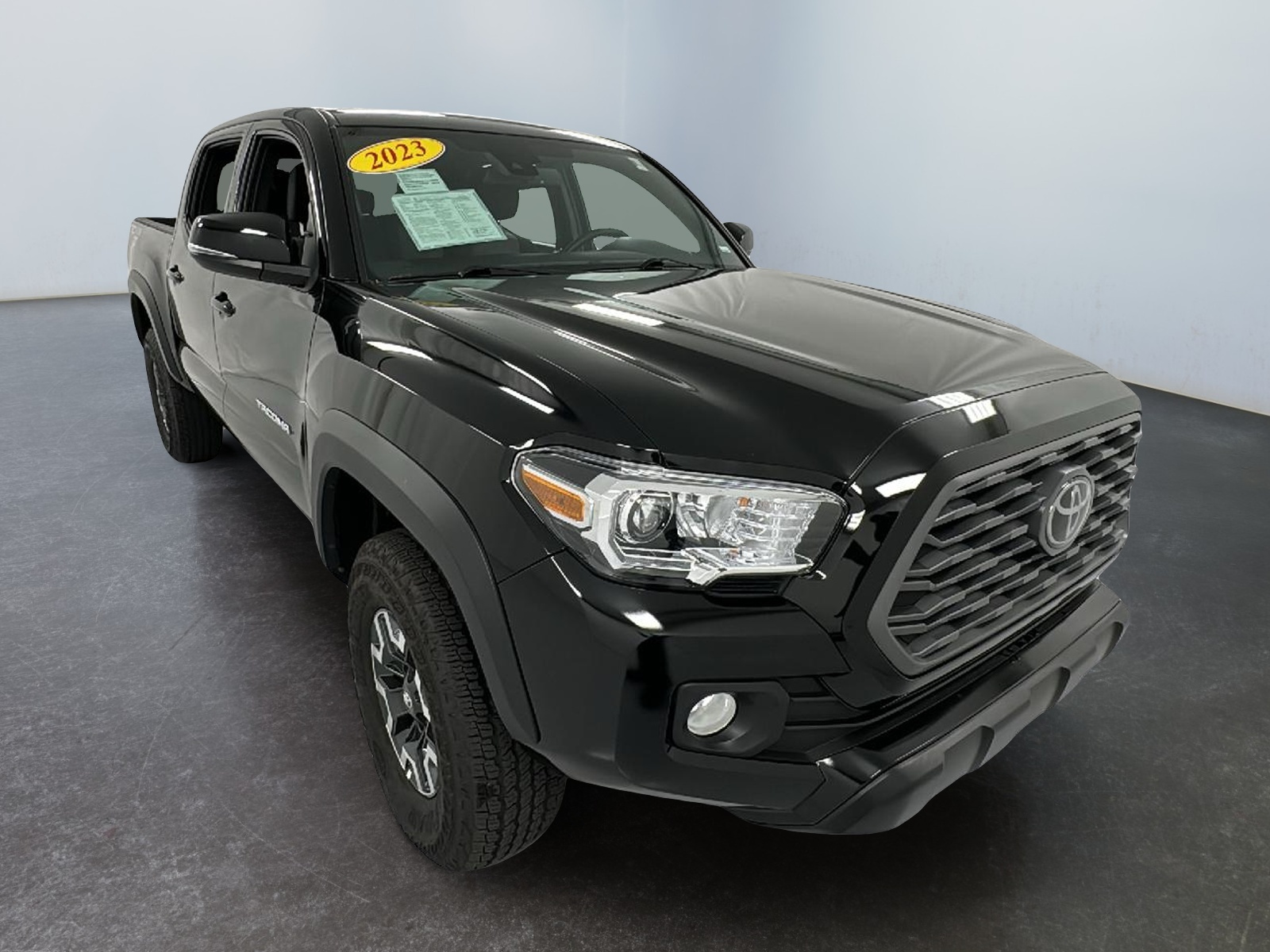 2023 Toyota Tacoma TRD Off-Road 1