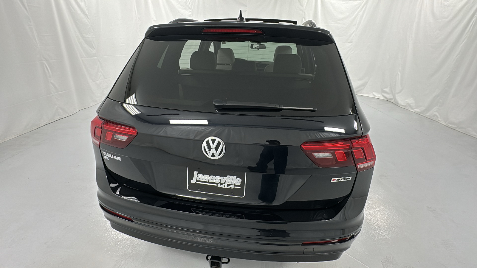 2021 Volkswagen Tiguan 2.0T SEL 4