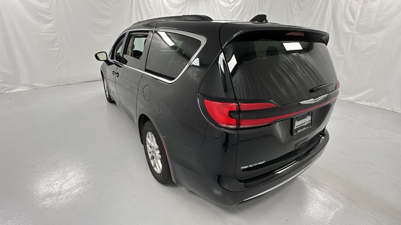 2022 Chrysler Pacifica Touring L 5