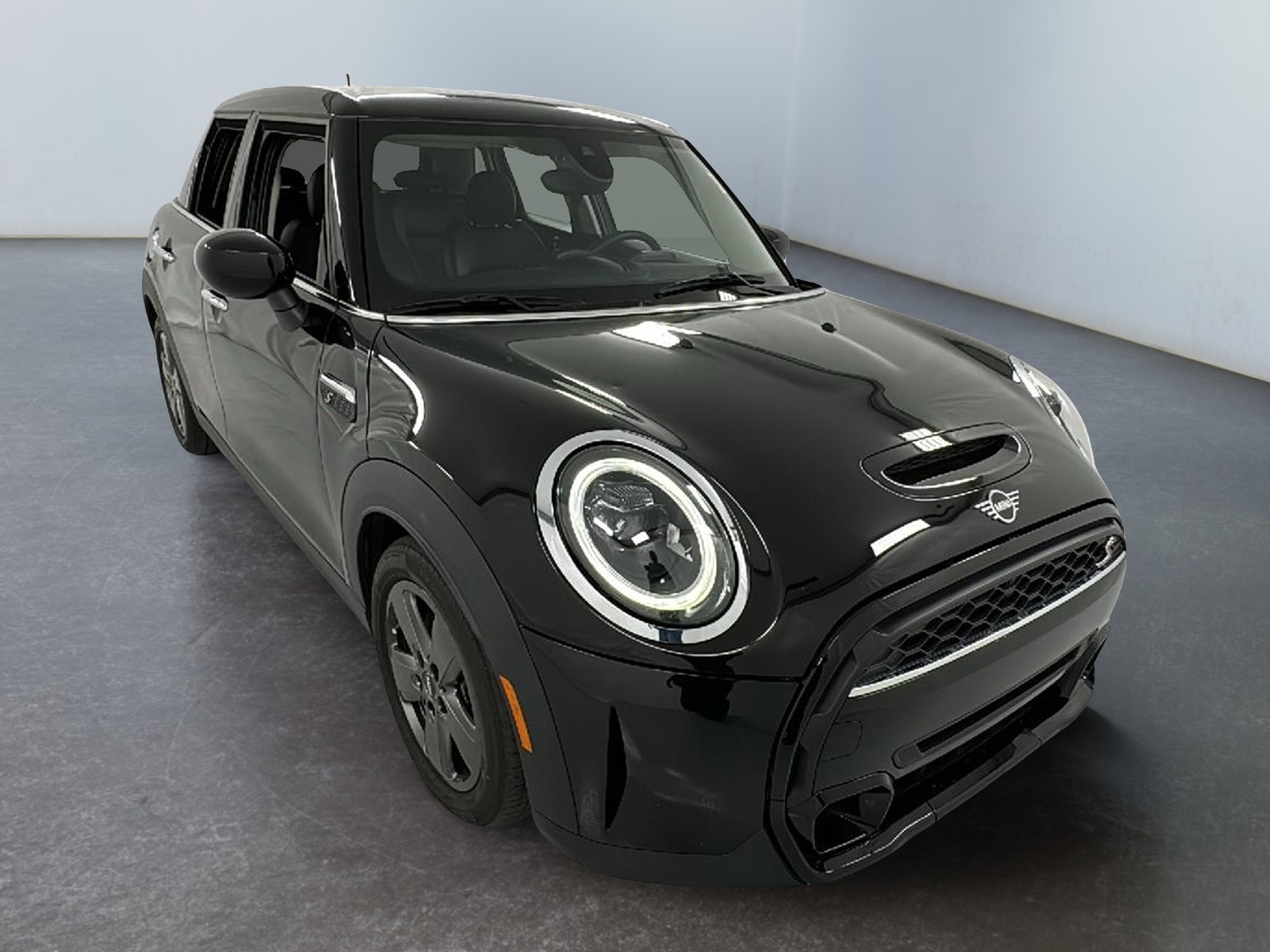 2022 MINI Cooper S  1