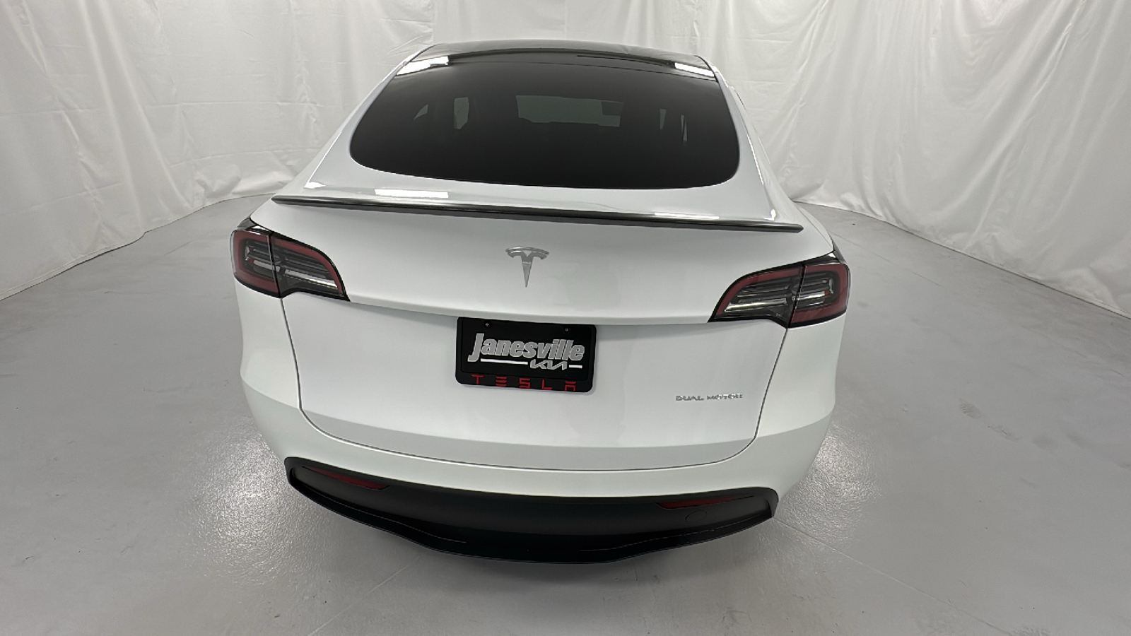 2024 Tesla Model Y Long Range 4