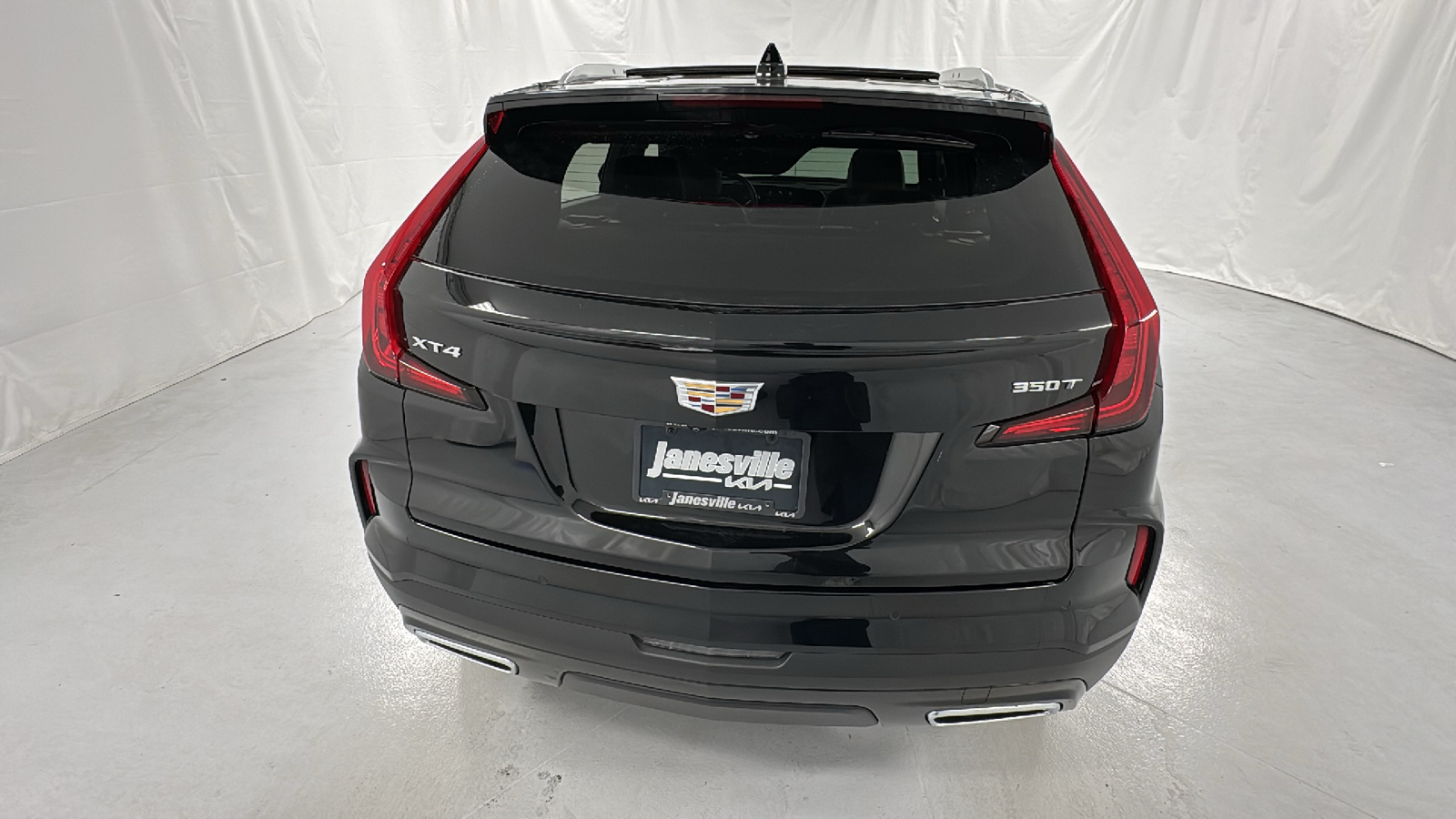 2024 Cadillac XT4 Premium Luxury 4