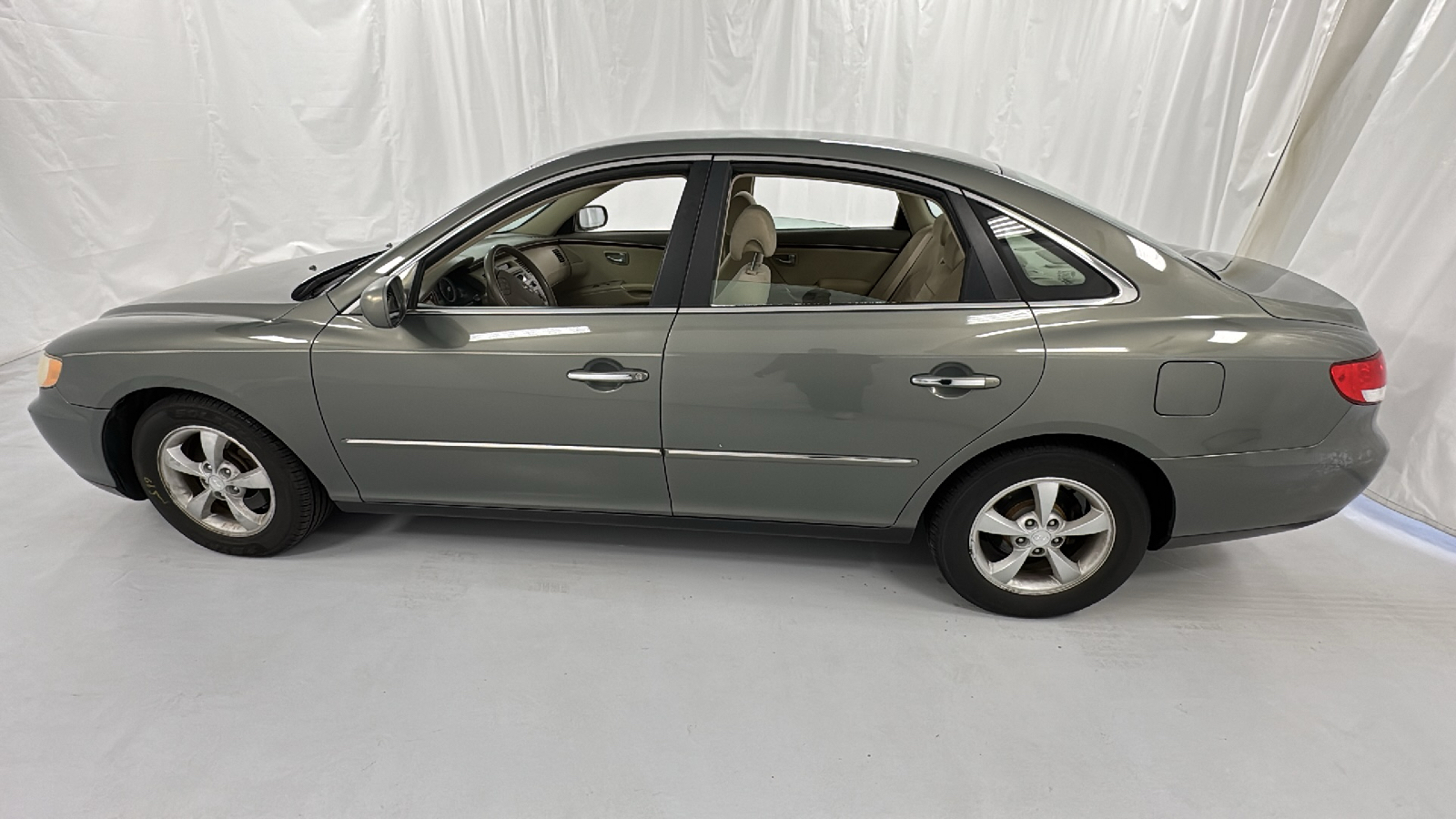 2007 Hyundai Azera  6