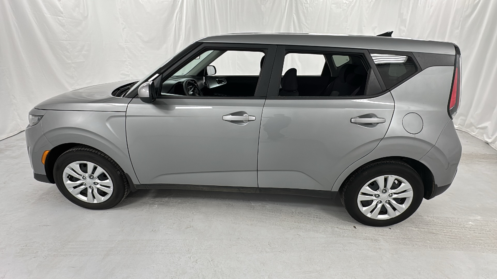 2023 Kia Soul LX 6