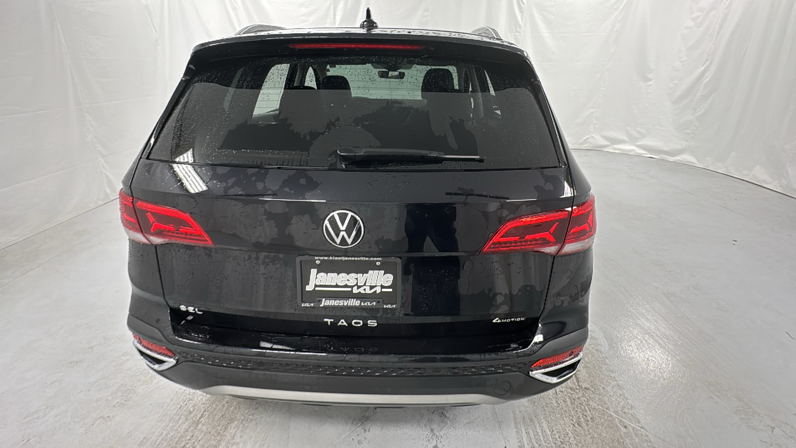 2022 Volkswagen Taos 1.5T SEL 4