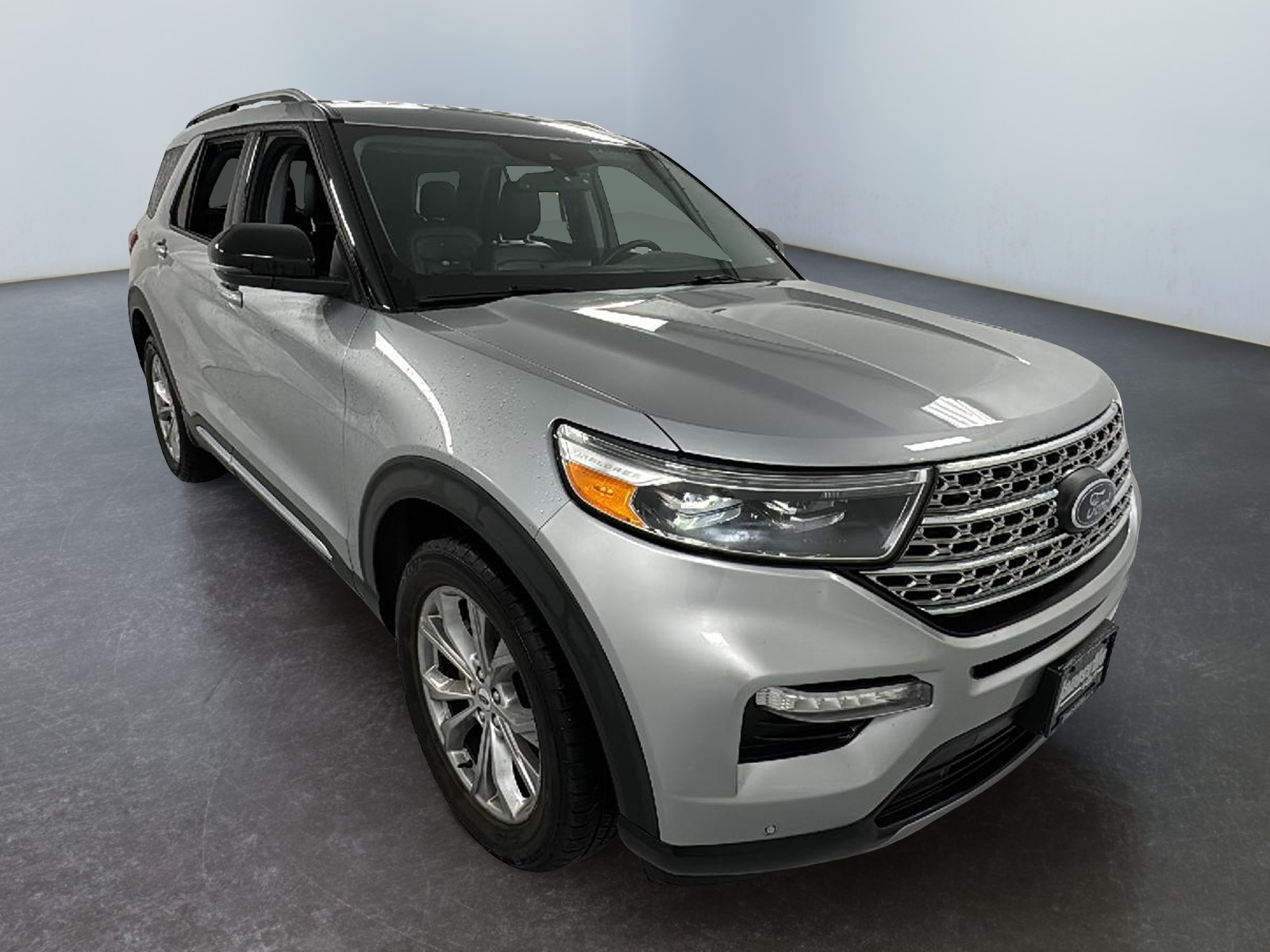 2022 Ford Explorer Limited 1