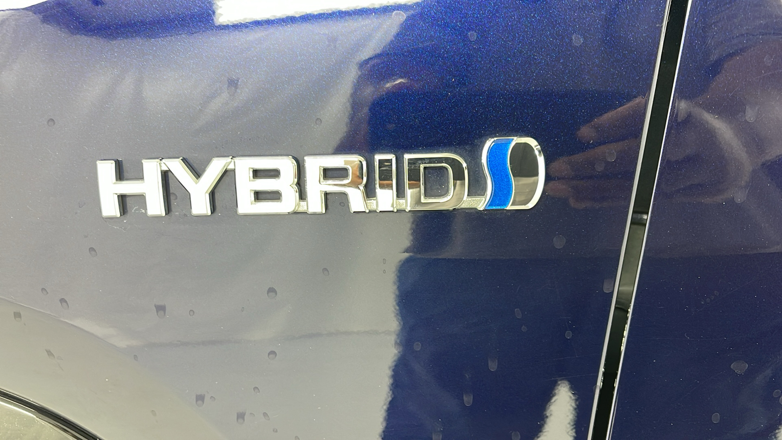 2020 Toyota RAV4 Hybrid XSE 35