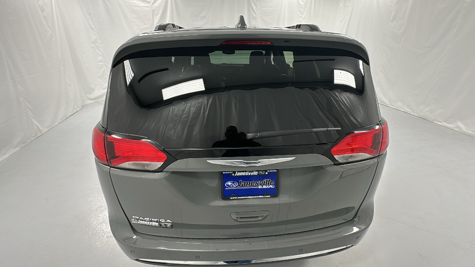 2020 Chrysler Pacifica Touring L 4