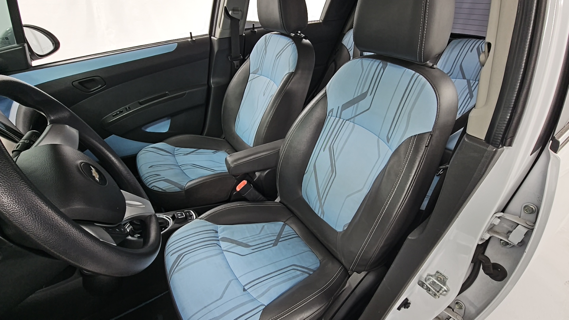 2016 Chevrolet Spark EV 1LT 10