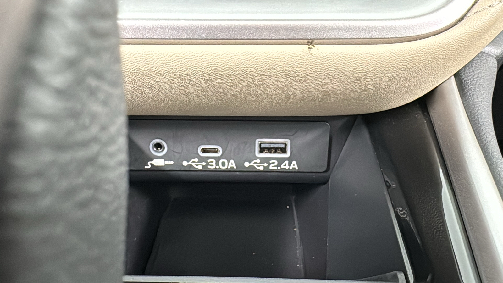 2024 Subaru Legacy Limited 26