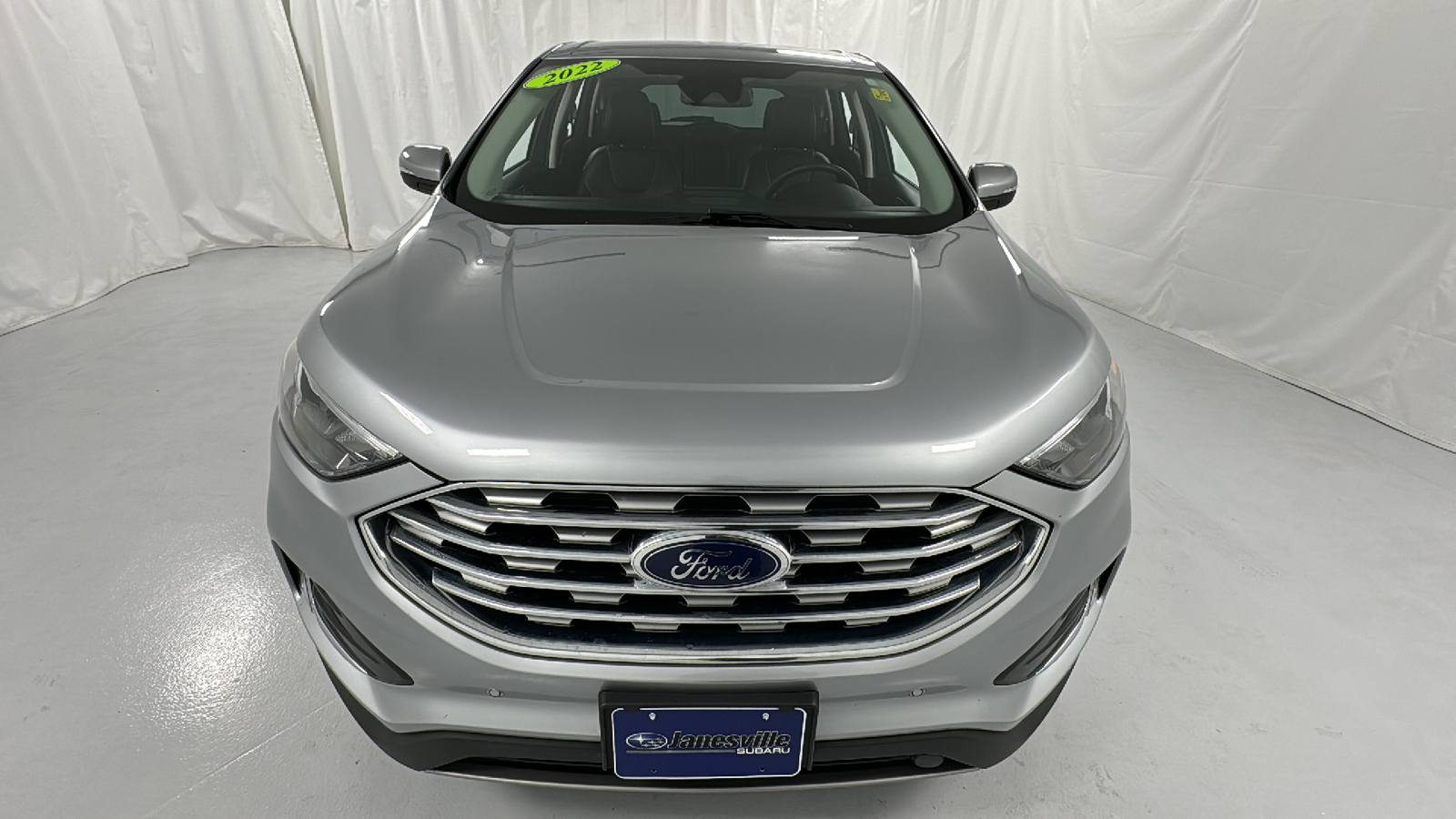 2022 Ford Edge Titanium 8