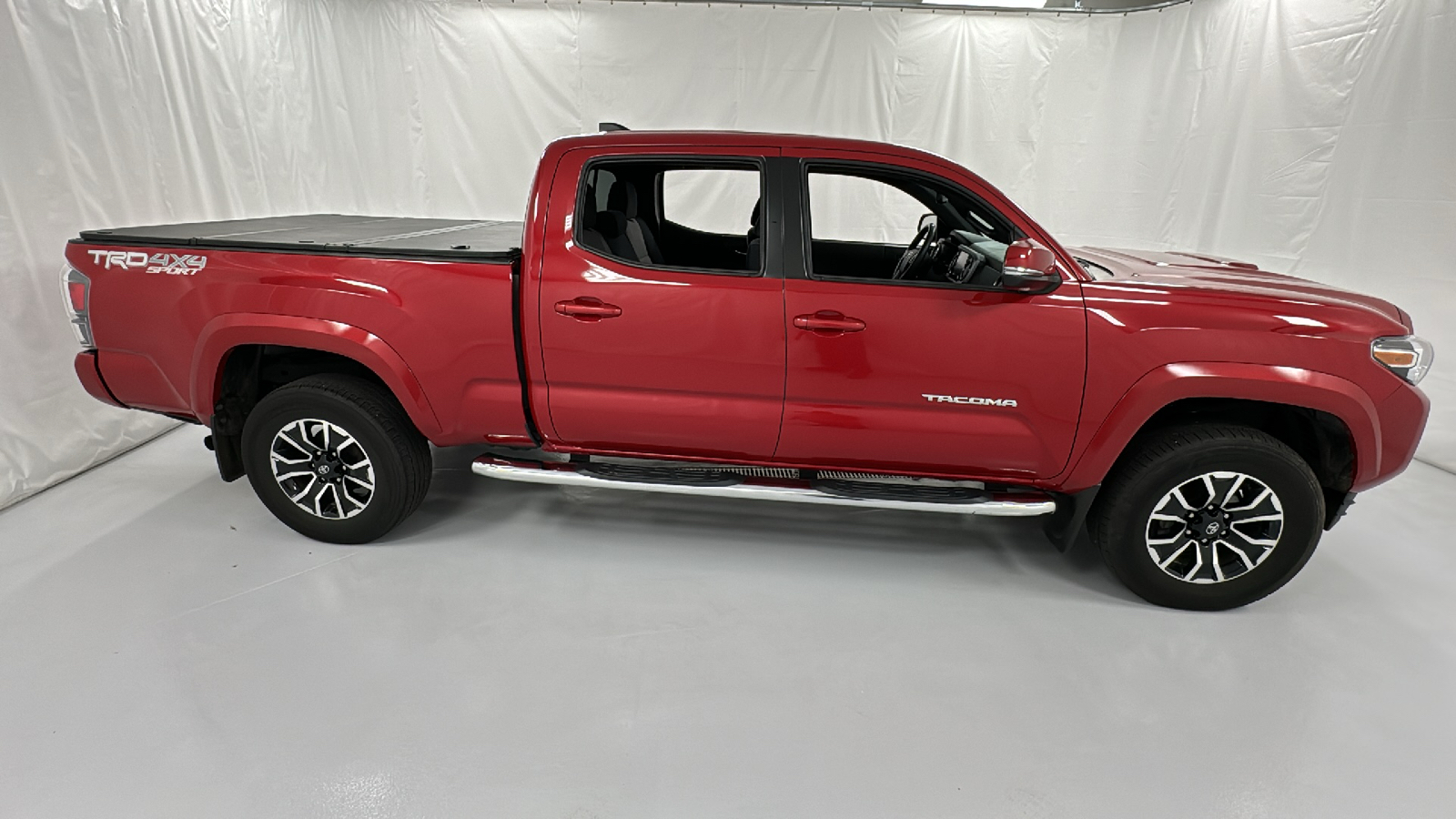 2022 Toyota Tacoma TRD Sport 2