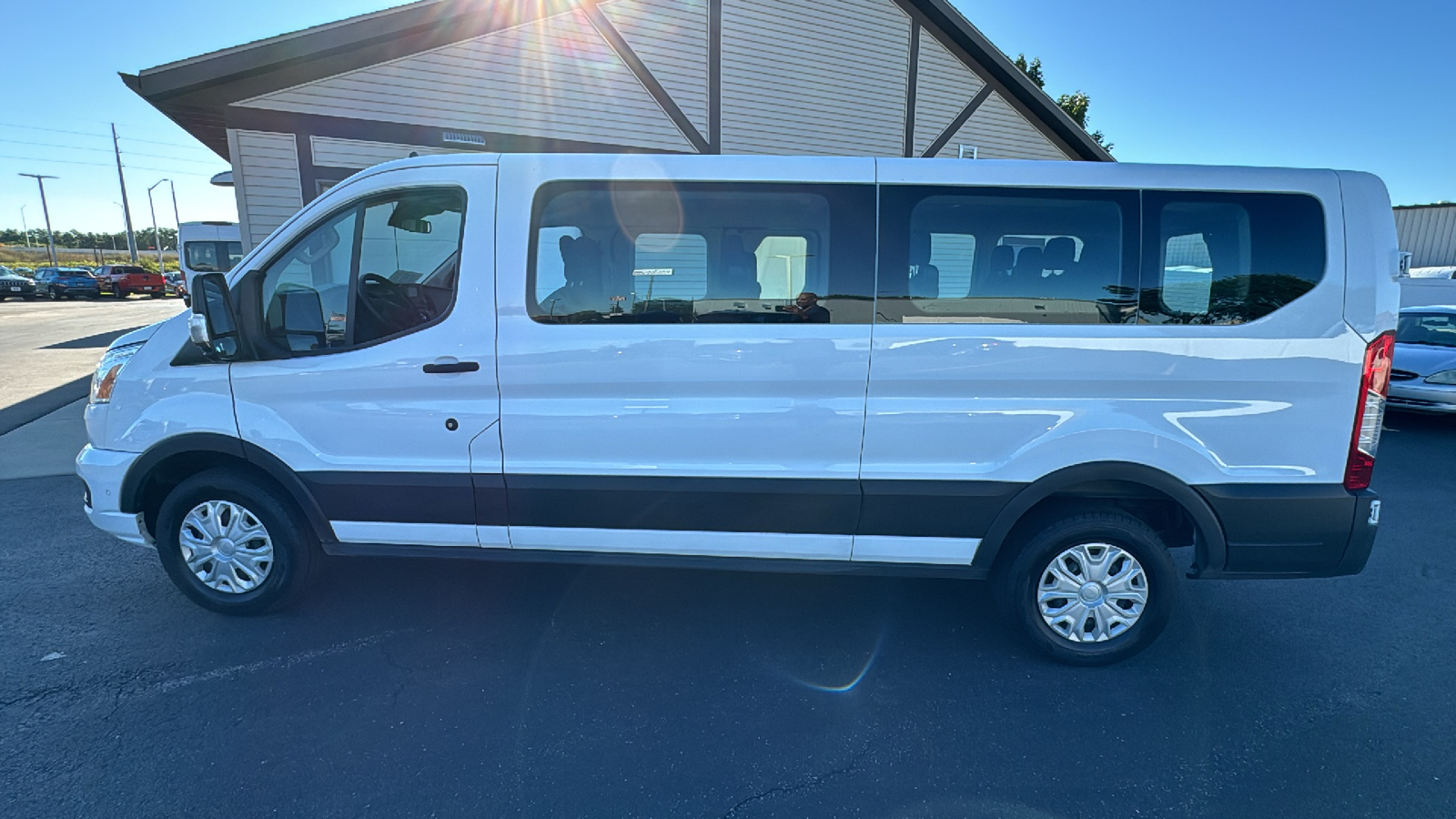 2021 Ford Transit-350 XLT 6