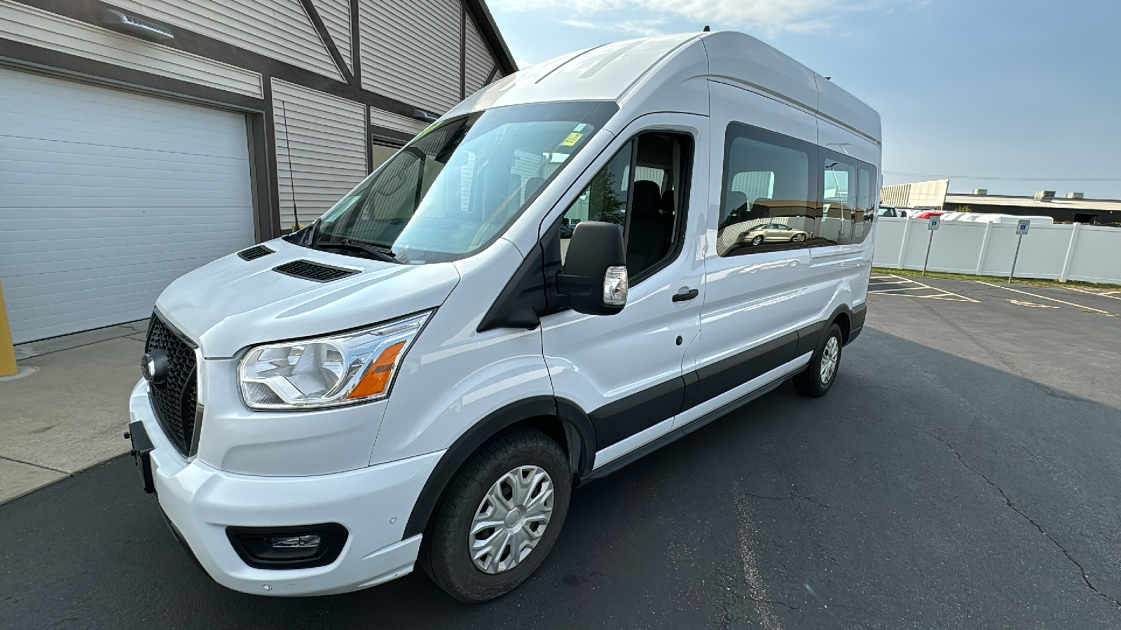 2022 Ford Transit-350 XLT 7