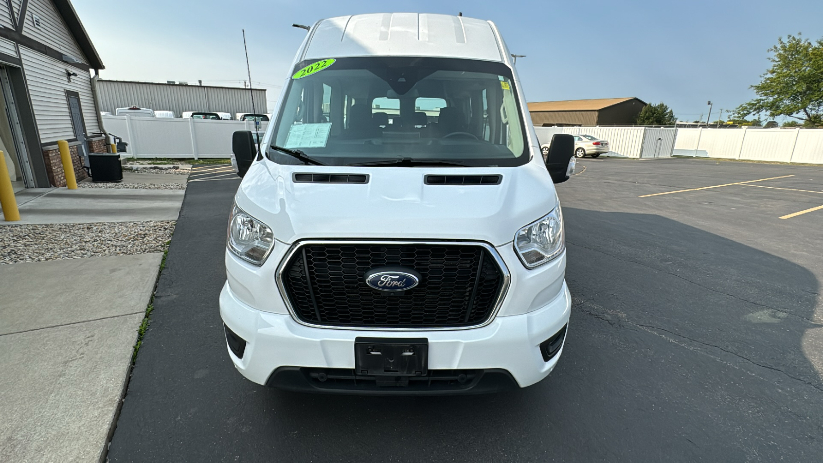 2022 Ford Transit-350 XLT 8