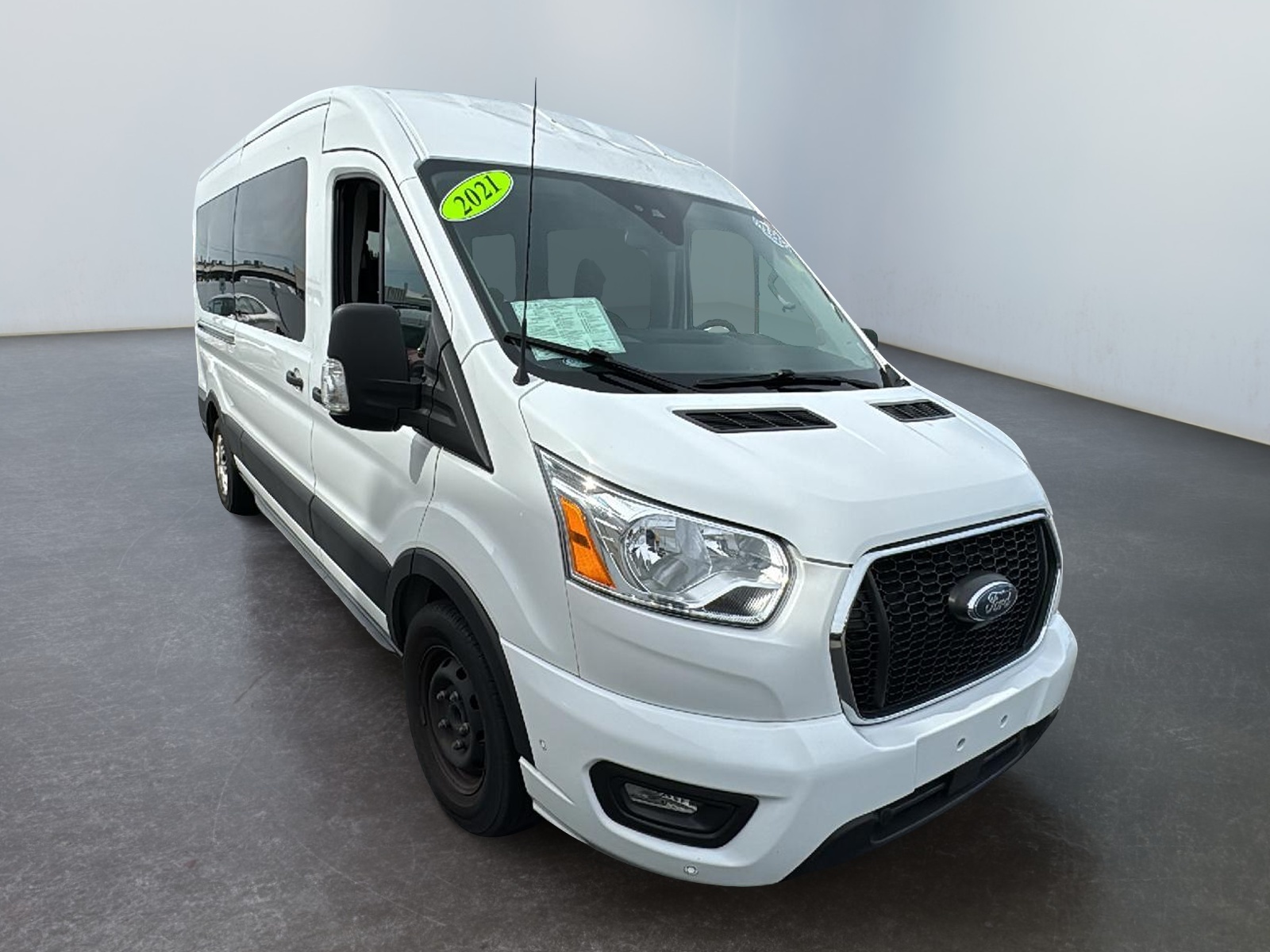 2021 Ford Transit-350 XLT 1