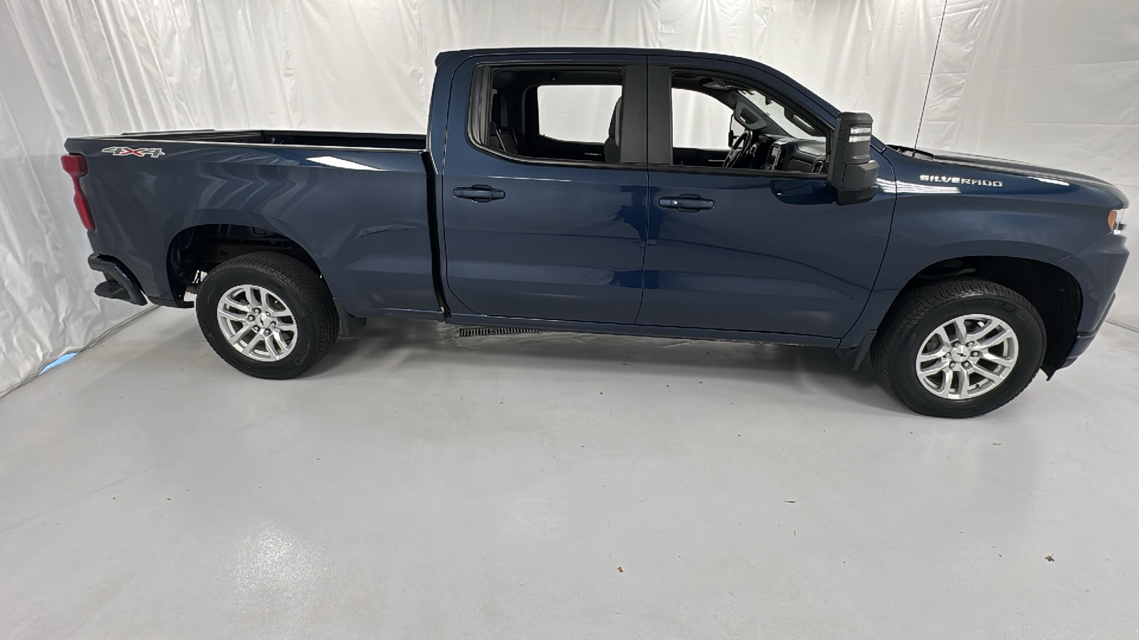 2021 Chevrolet Silverado 1500 RST 2