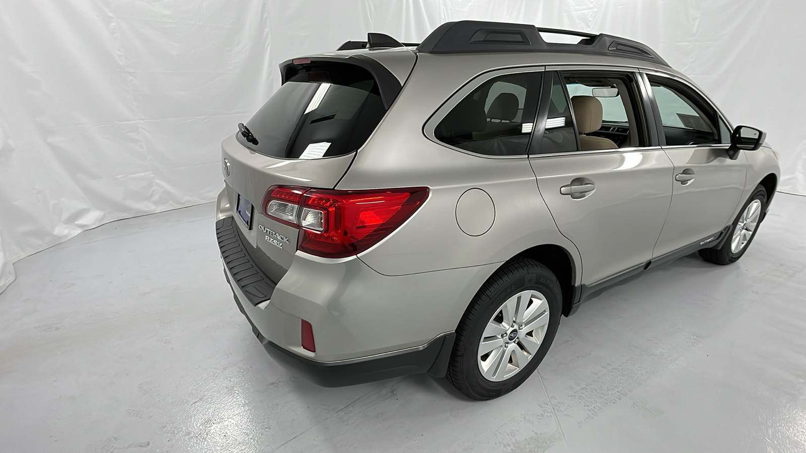 2017 Subaru Outback 2.5i Premium 3