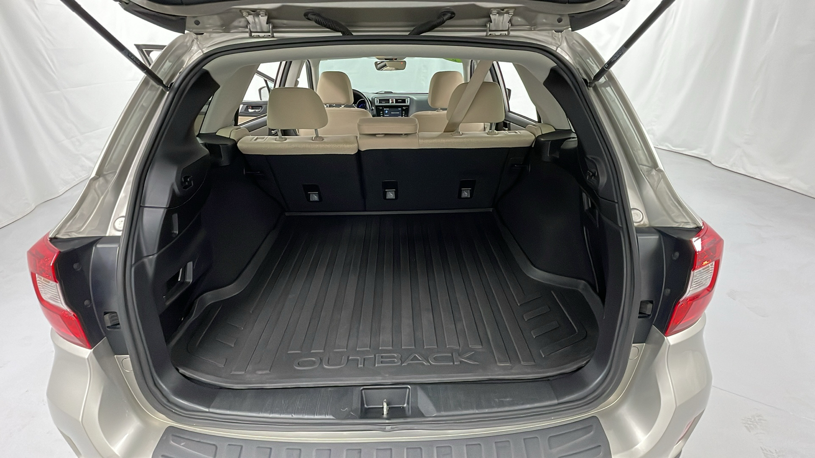 2017 Subaru Outback 2.5i Premium 15