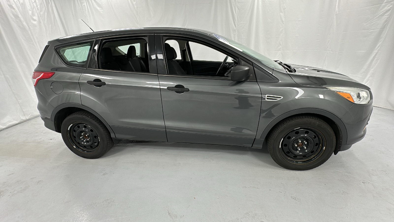 2015 Ford Escape S 2