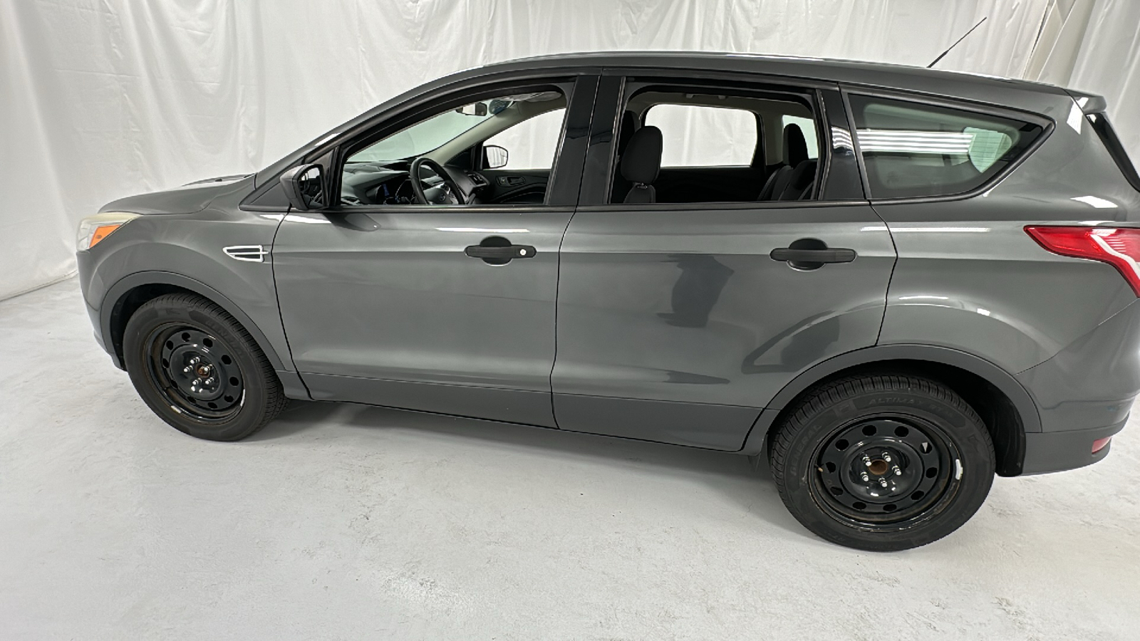 2015 Ford Escape S 6