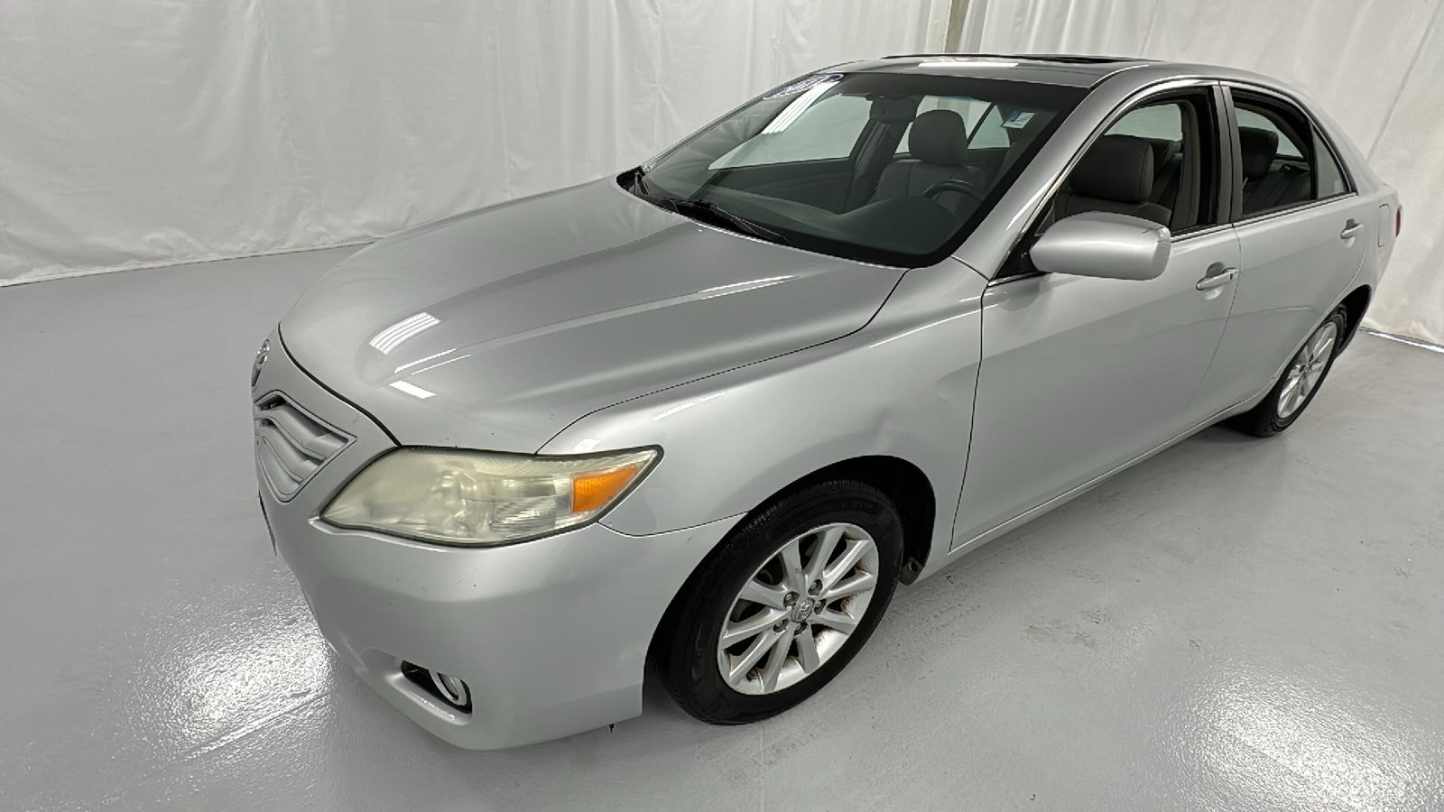 2011 Toyota Camry XLE 7