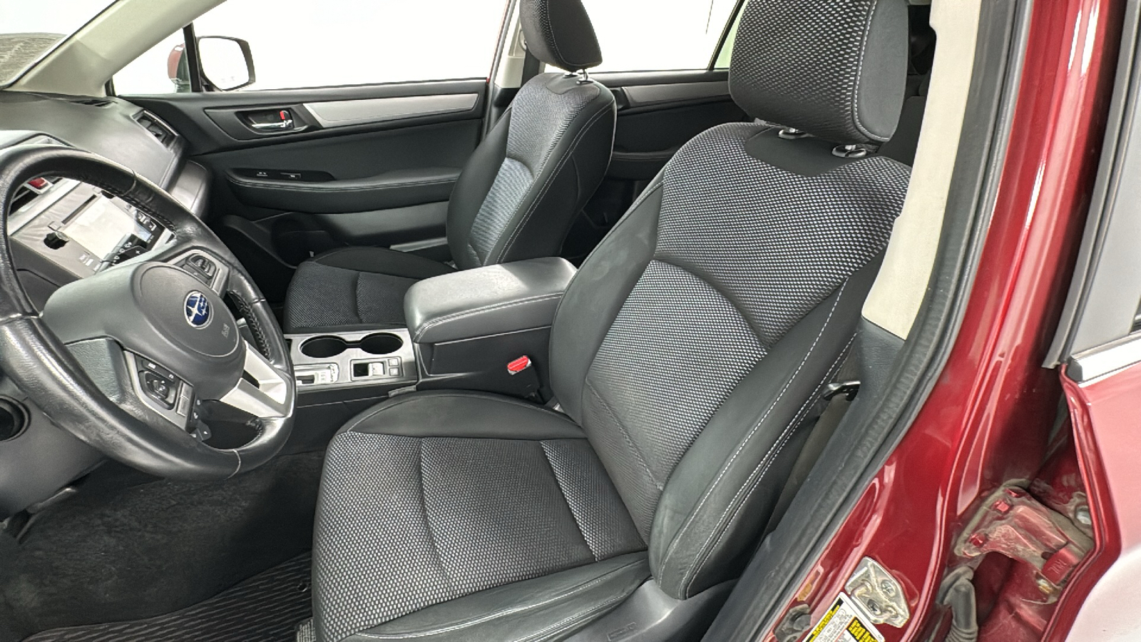 2015 Subaru Outback 2.5i Premium 10