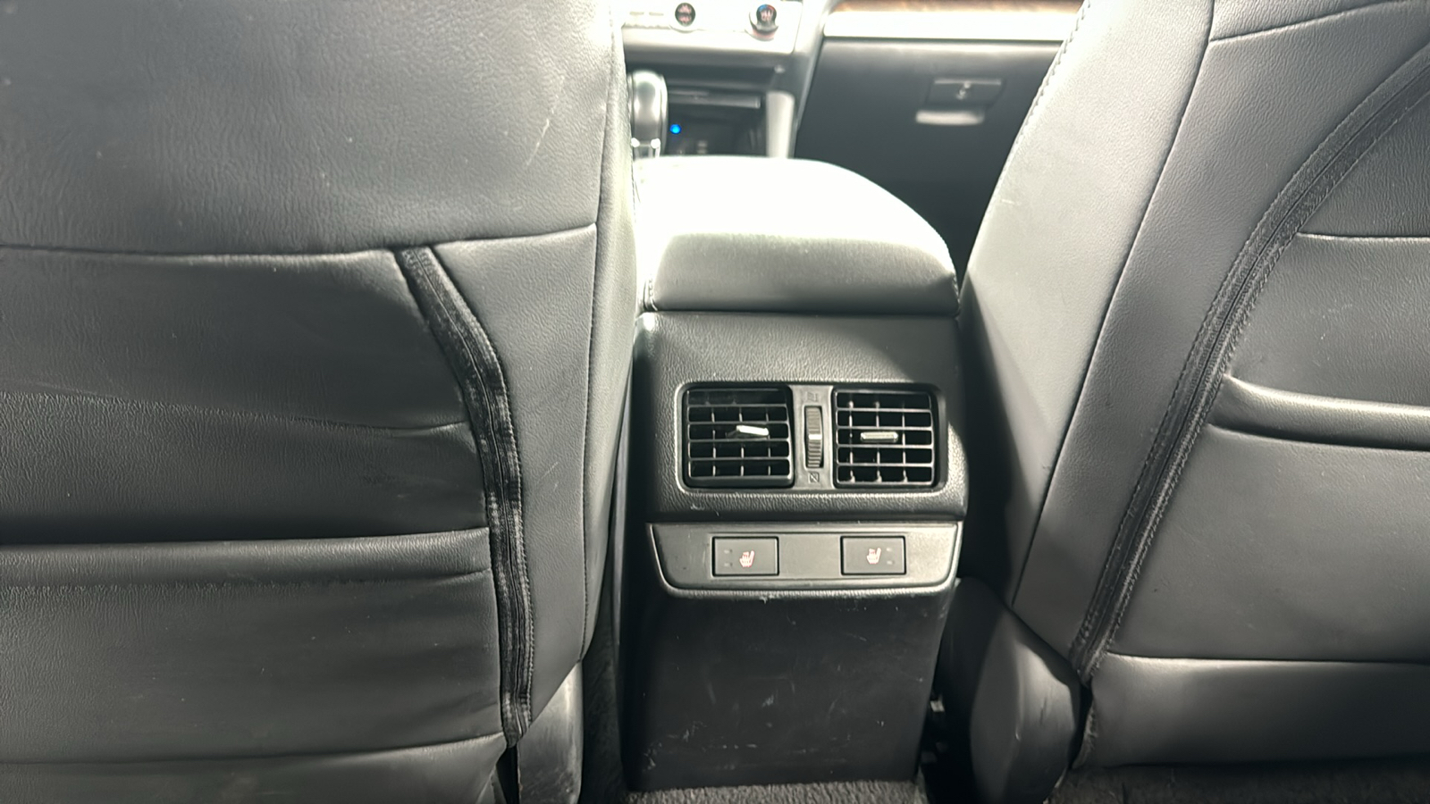 2015 Subaru Outback 2.5i 33