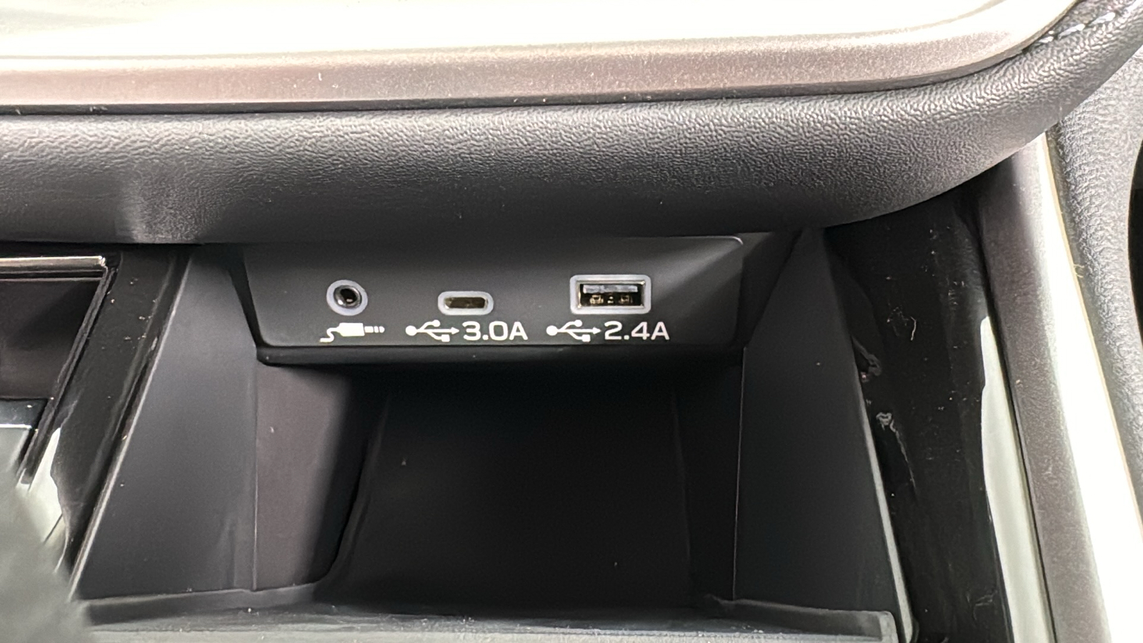 2025 Subaru Outback Premium 28