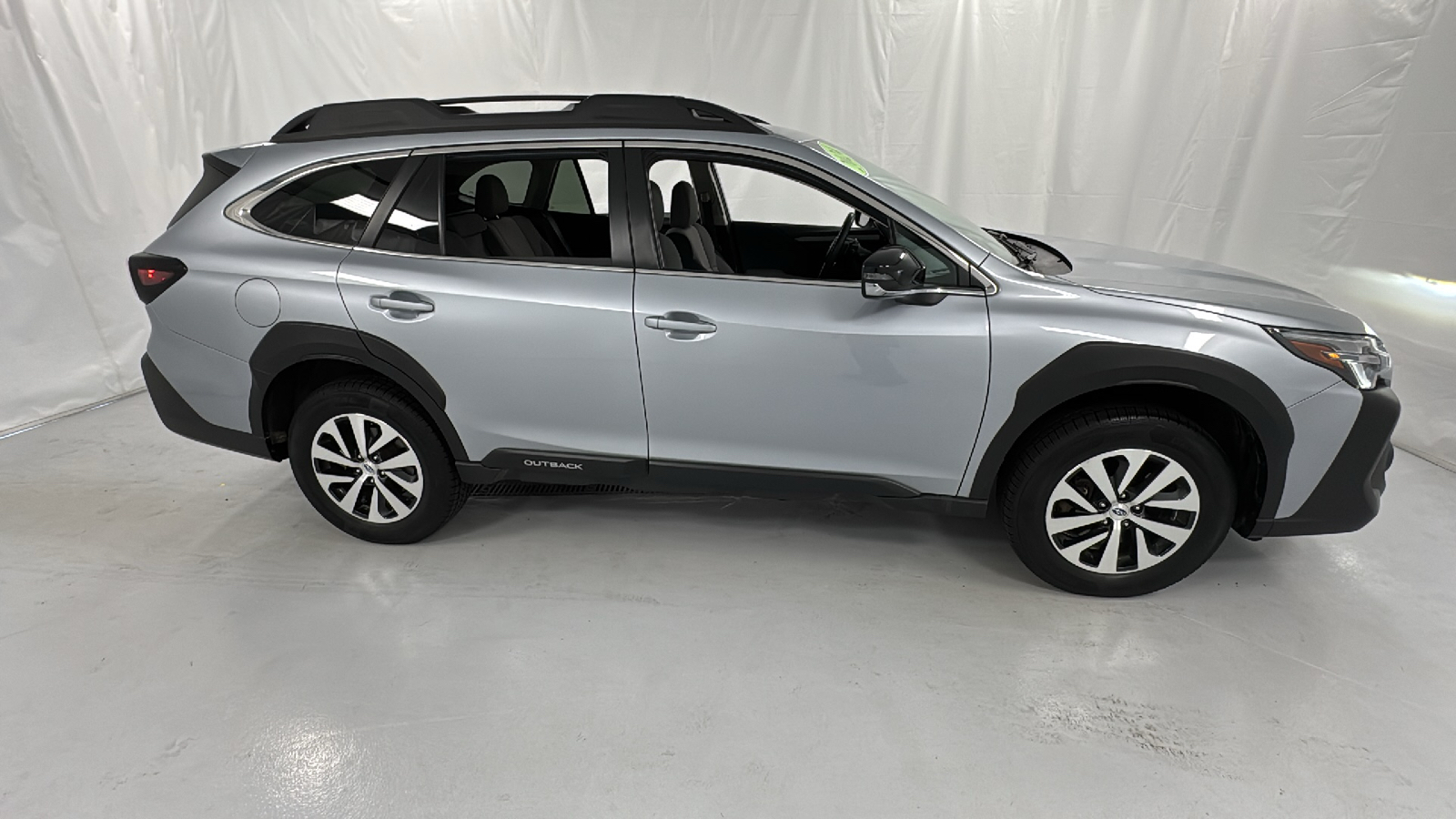 2024 Subaru Outback Premium 2