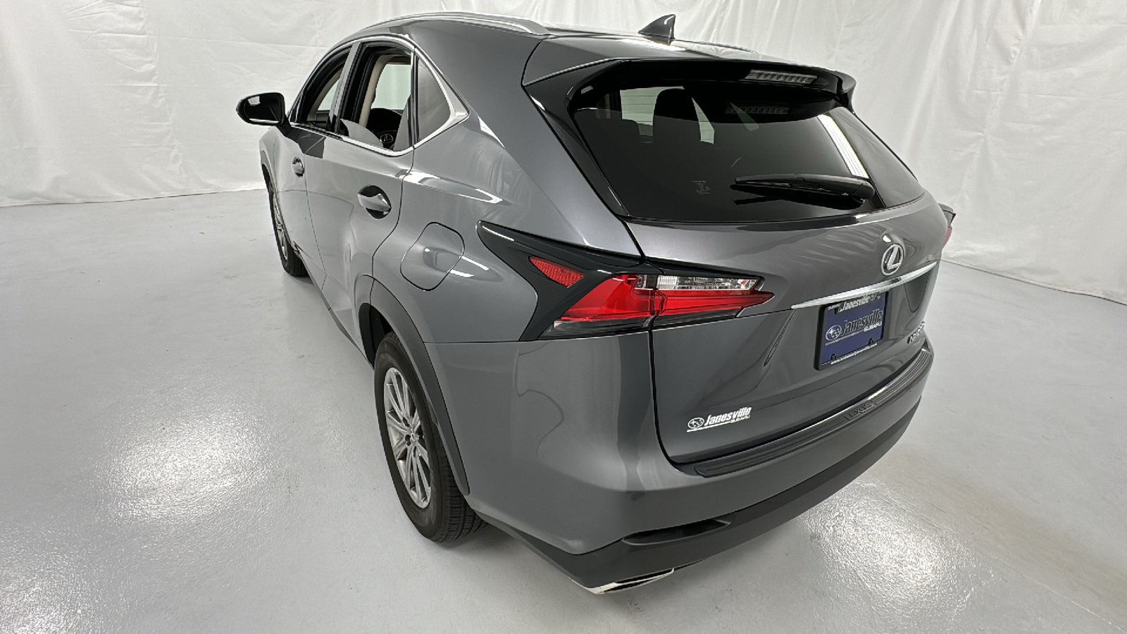 2017 Lexus NX  5