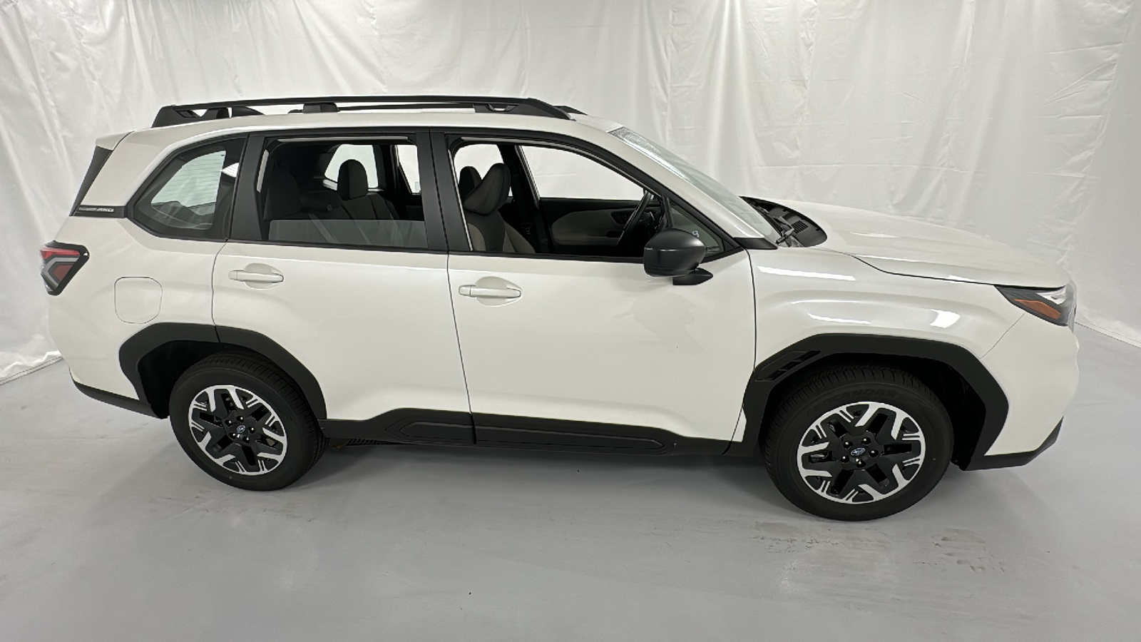 2025 Subaru Forester Base 2