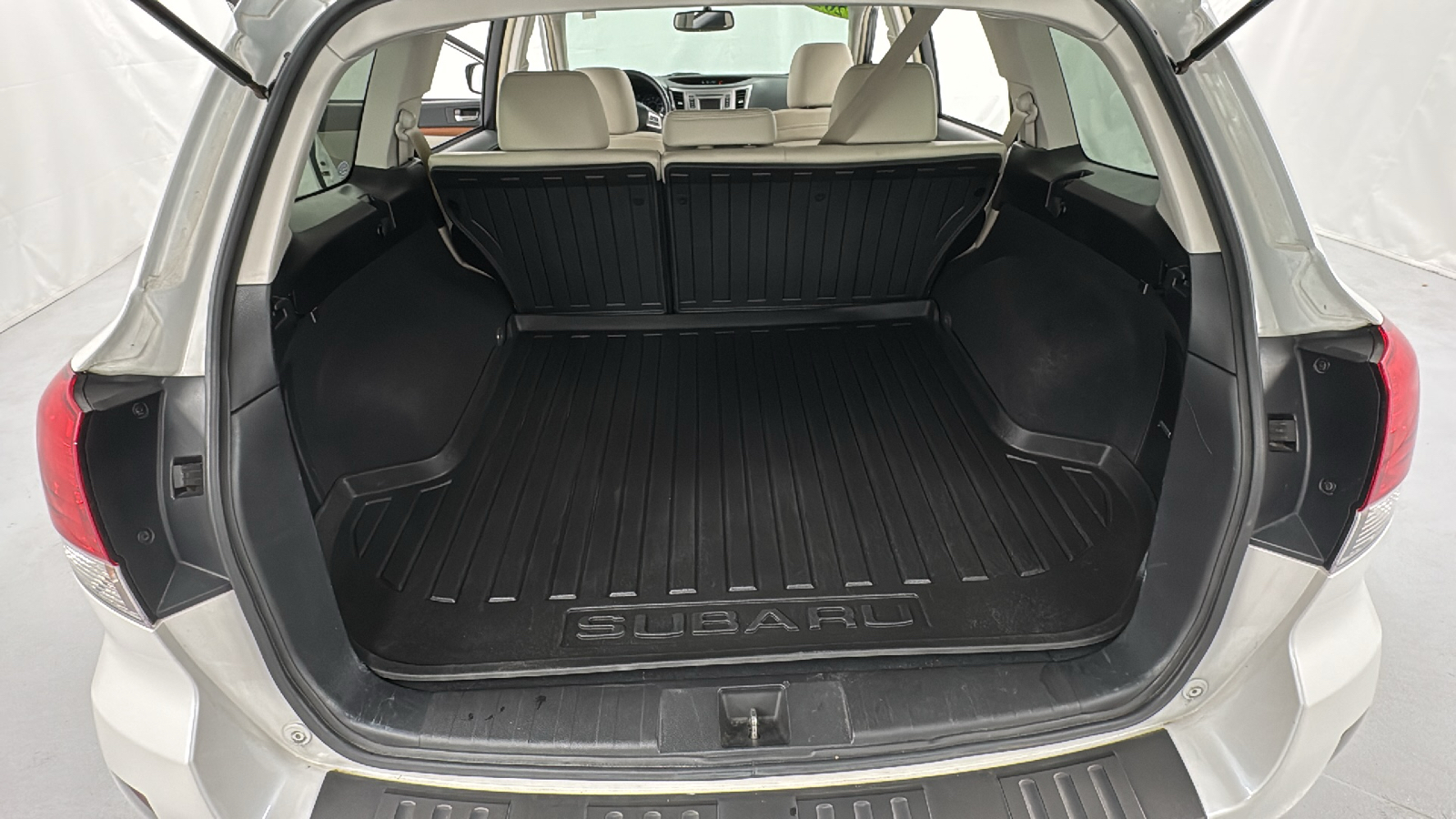 2014 Subaru Outback 2.5i 15