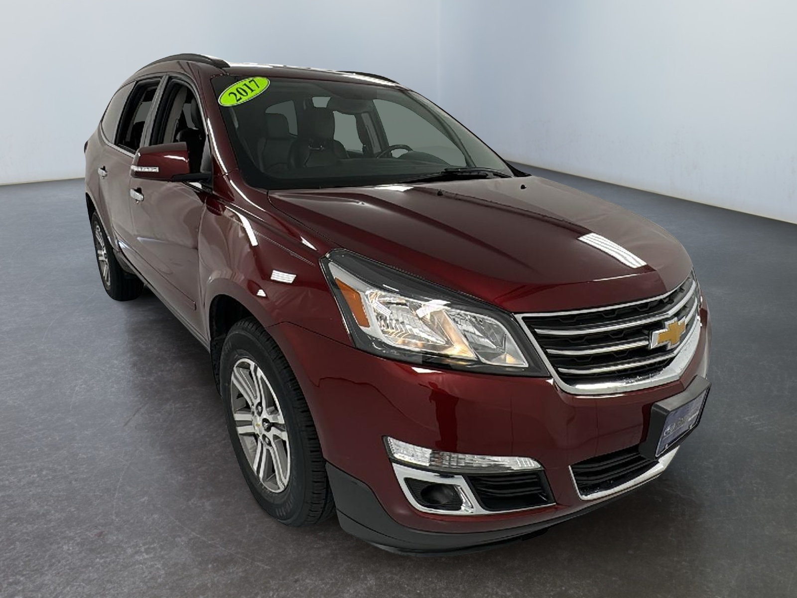 2017 Chevrolet Traverse 2LT 1