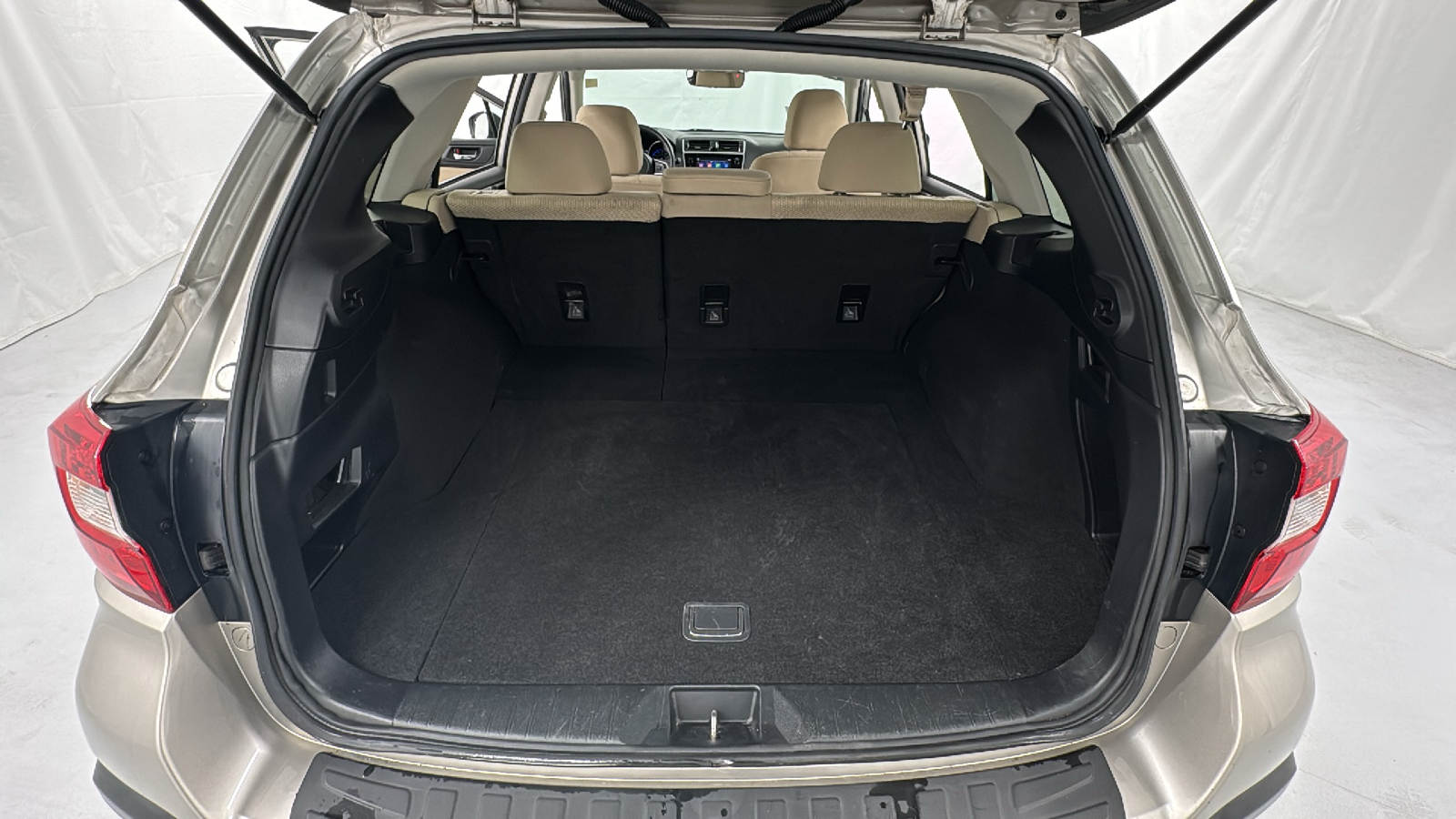 2018 Subaru Outback 2.5i Premium 15