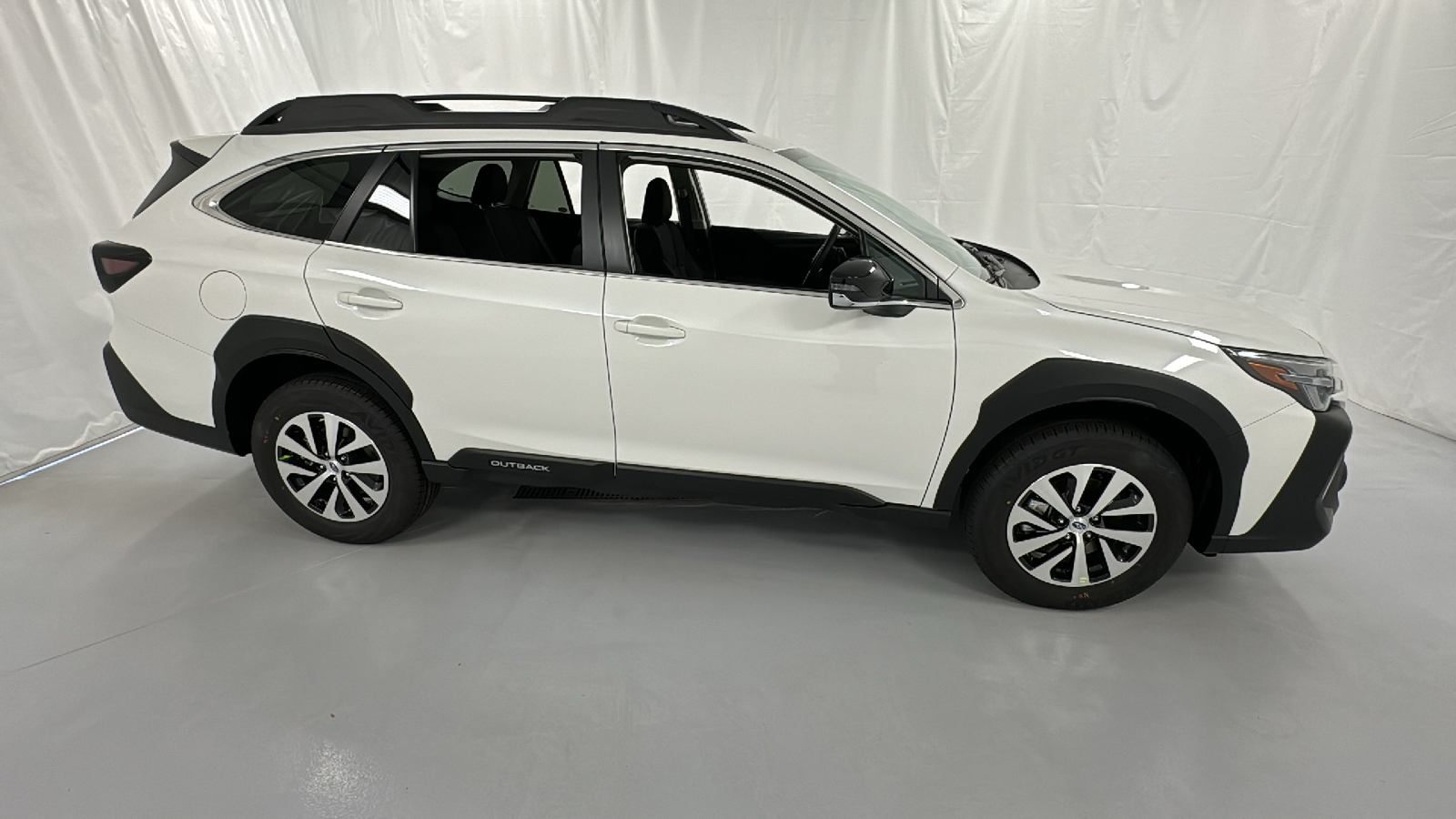 2025 Subaru Outback Premium 2