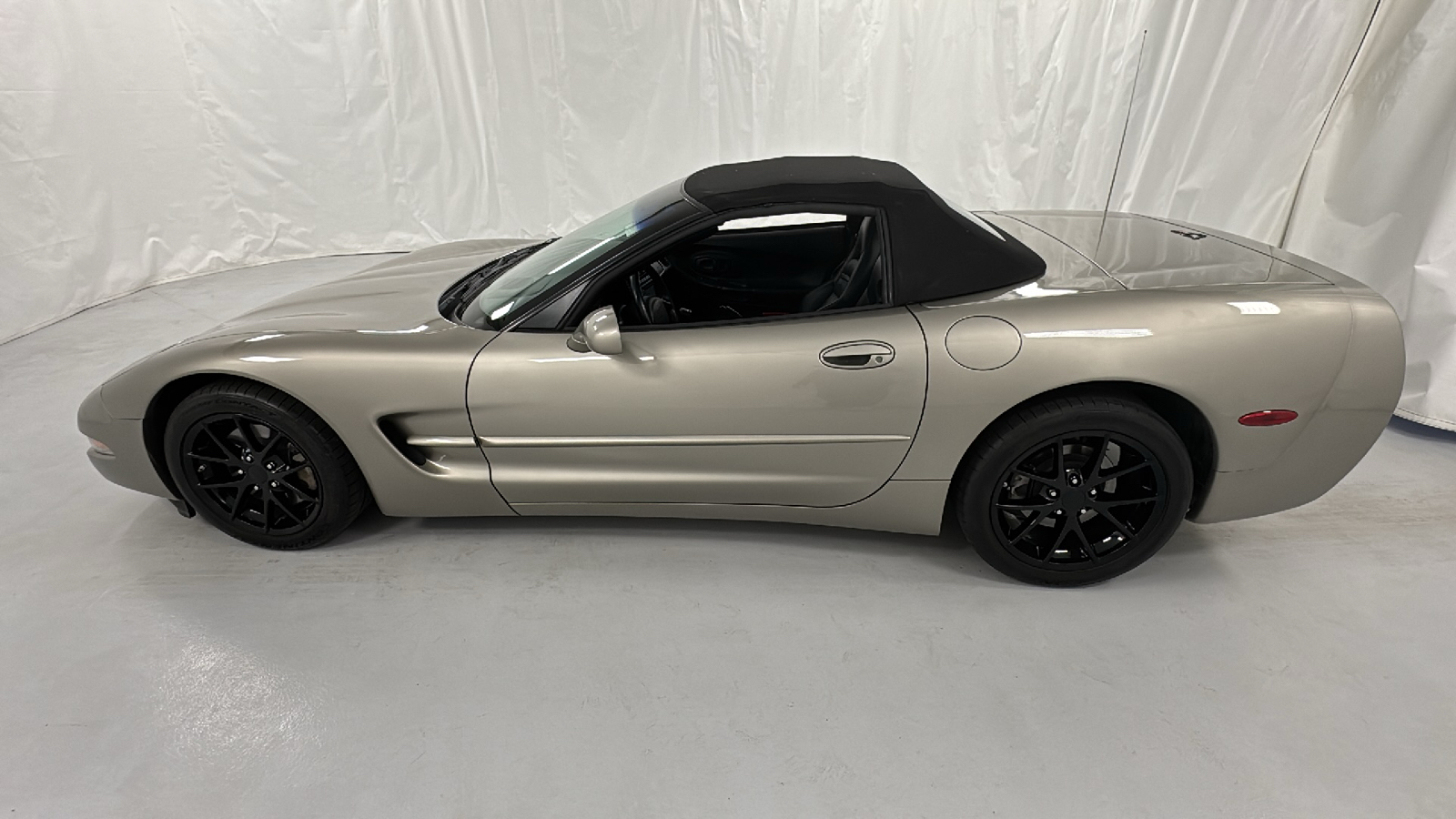 1999 Chevrolet Corvette  6